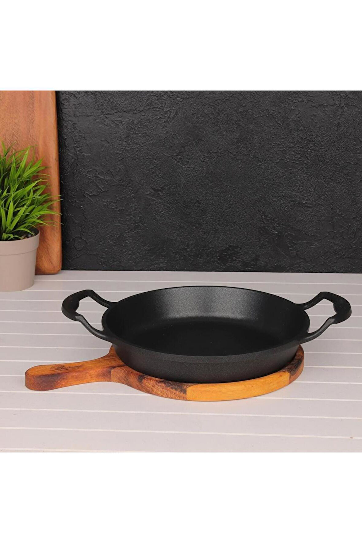 Brioni Diamond Ahşap Sunumluklu Sahan 22CM