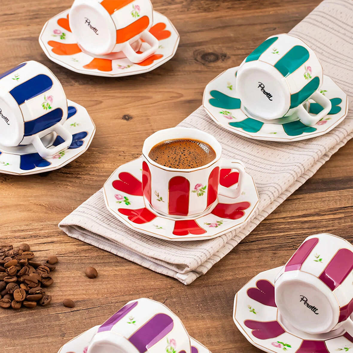 Perotti Acem 6 Kişilik 12 Parça Porselen Kahve Fincan Takımı