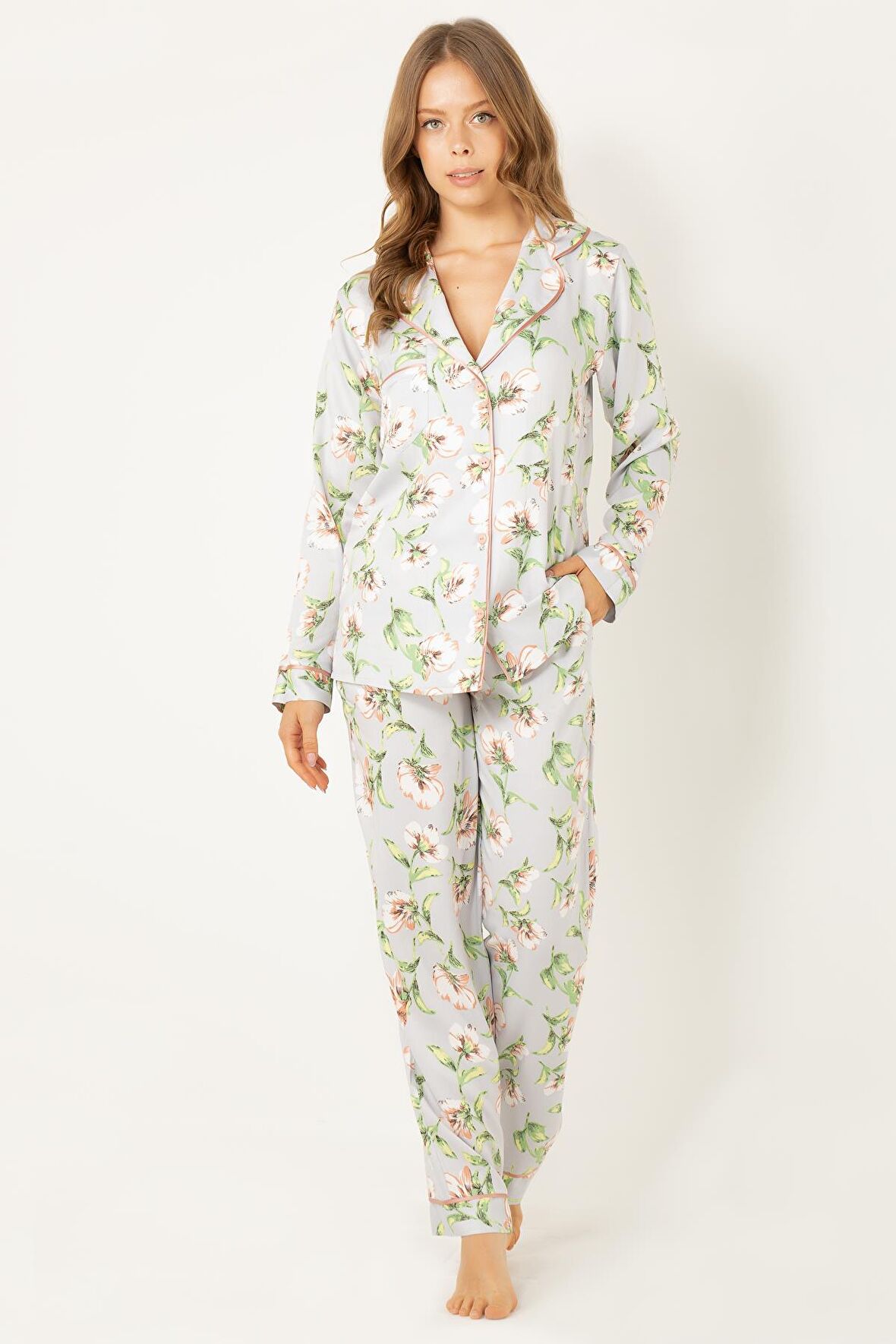 DoReMi Çiçekli Doğal Viskon Soft Yumuşak Düğmeli Pijama Takımı