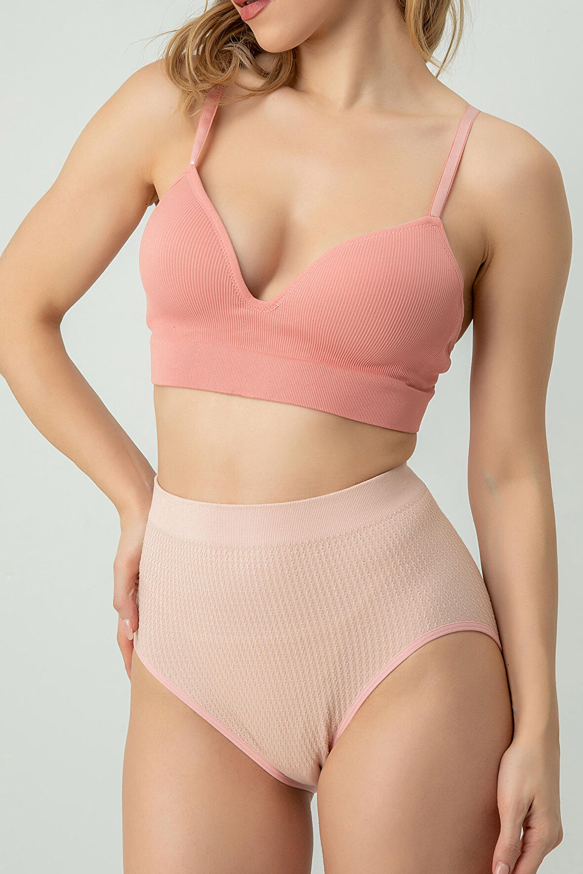 DoReMi Seamless Bralet