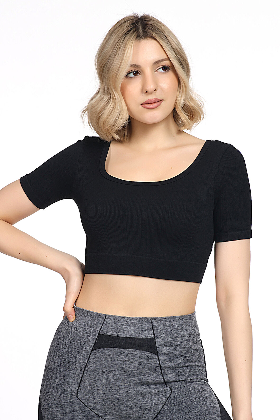 DoReMi Seamless Kare Yaka Spor Büstiyer