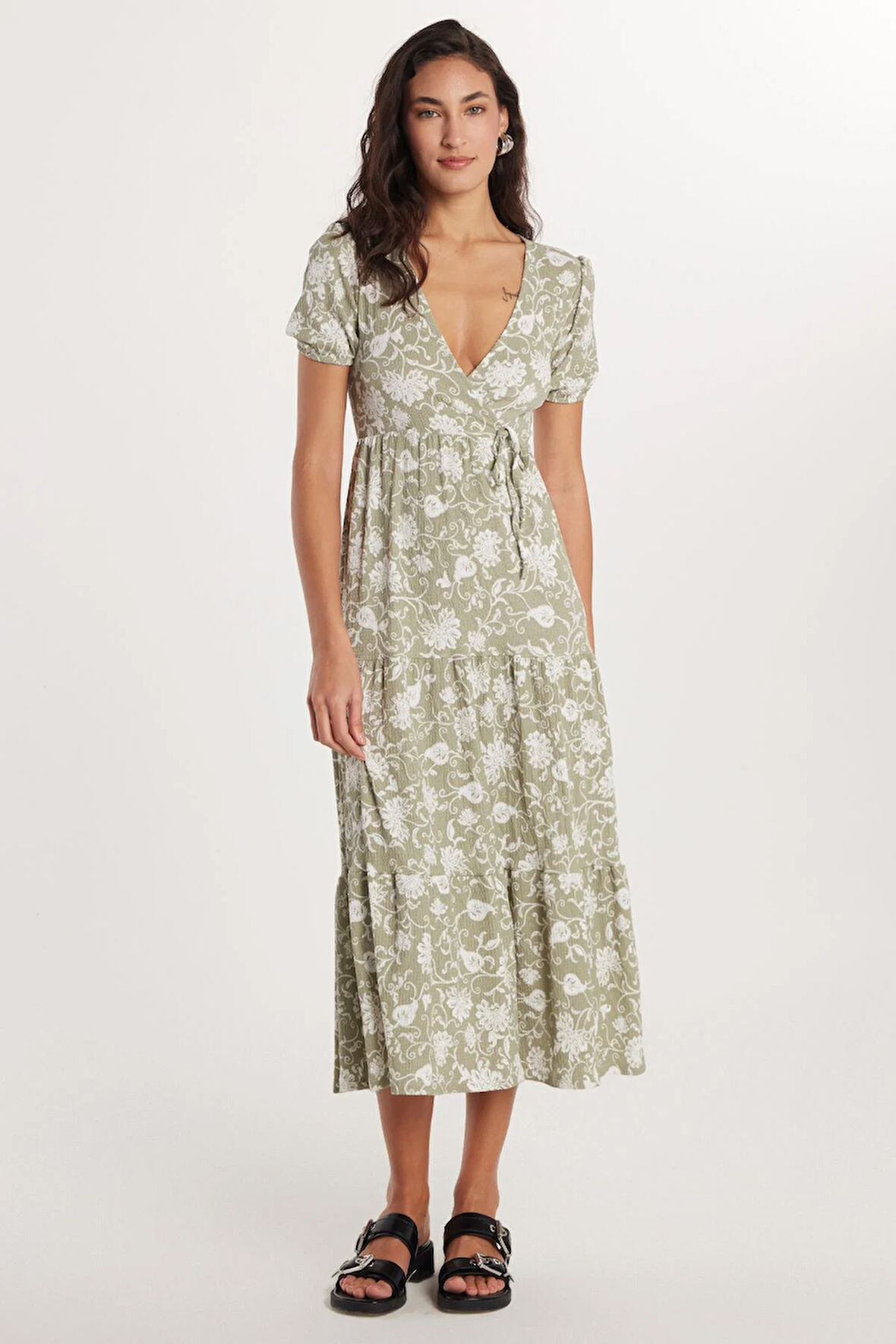 Kadın Slim Fit Dar Kesim Kısa Kollu Baskılı Gofre V Yaka Yeşil Elbise