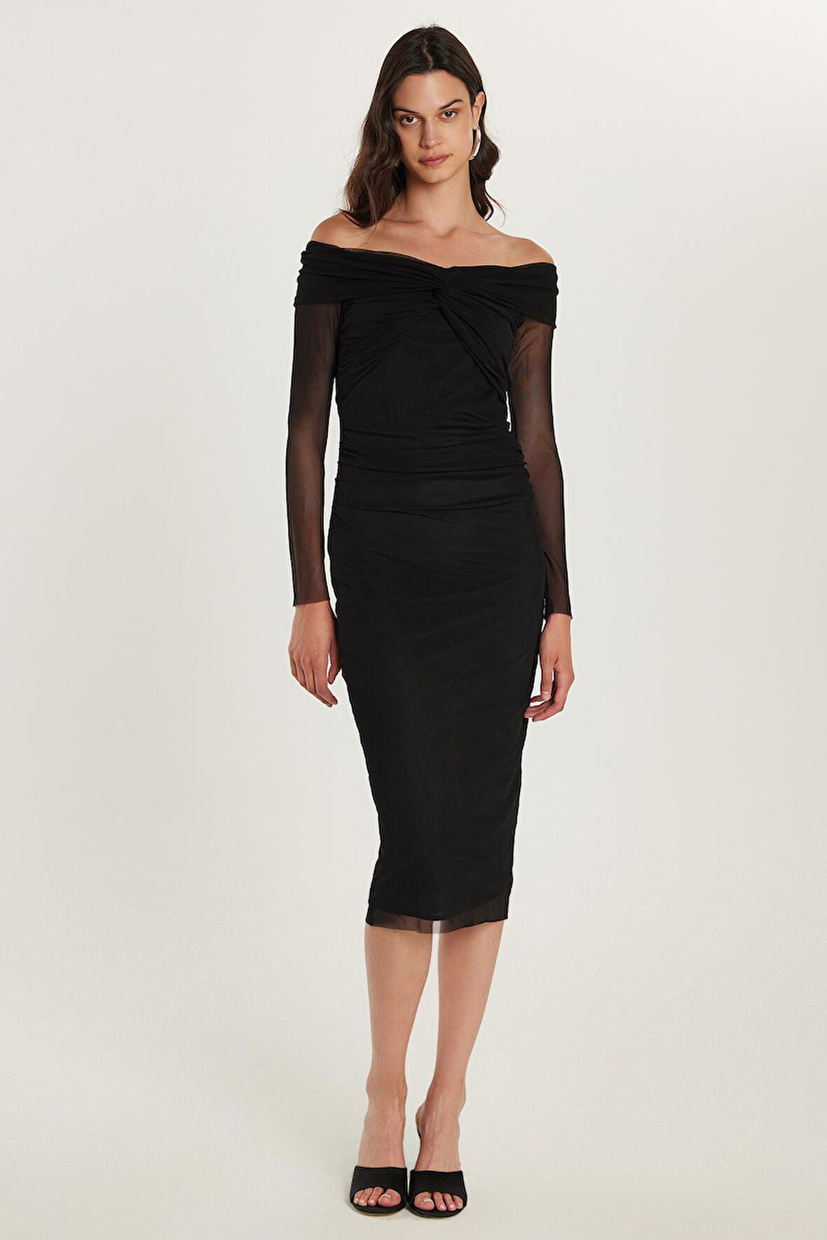 Kadın Slim Fit Dar Kesim Uzun Kollu Straplez Tül Detaylı Siyah Elbise