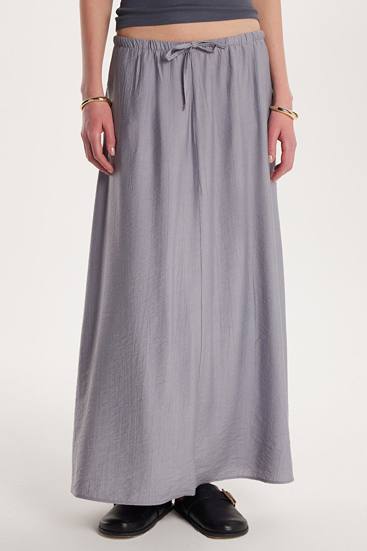 Kadın Standar Fit Beli Lastikli Bağlamalı Gri Etek