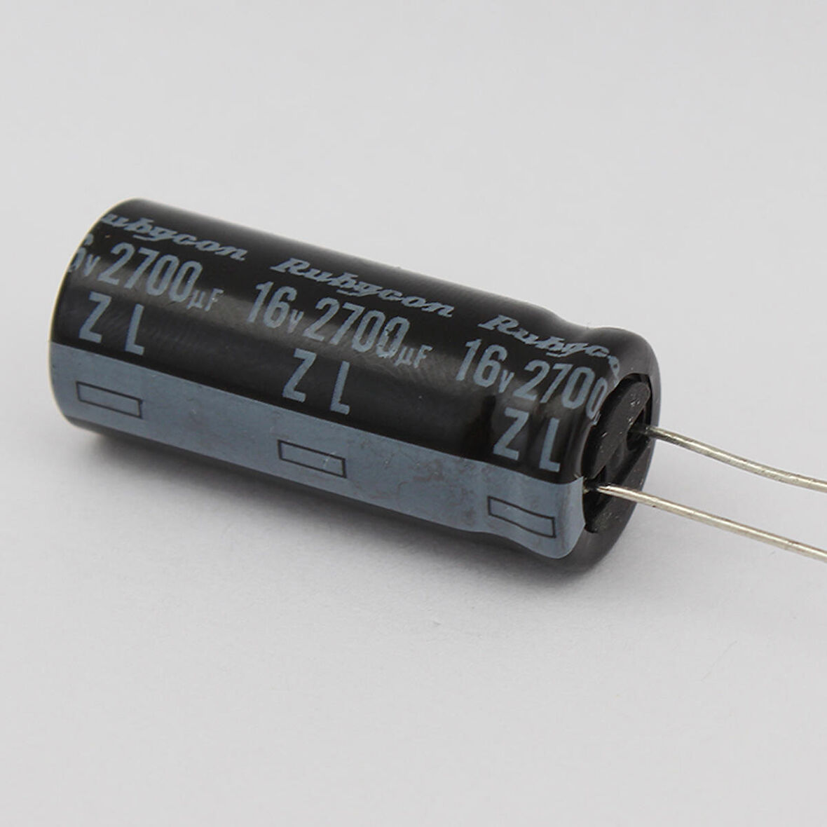 Entegre Devre 2700/16