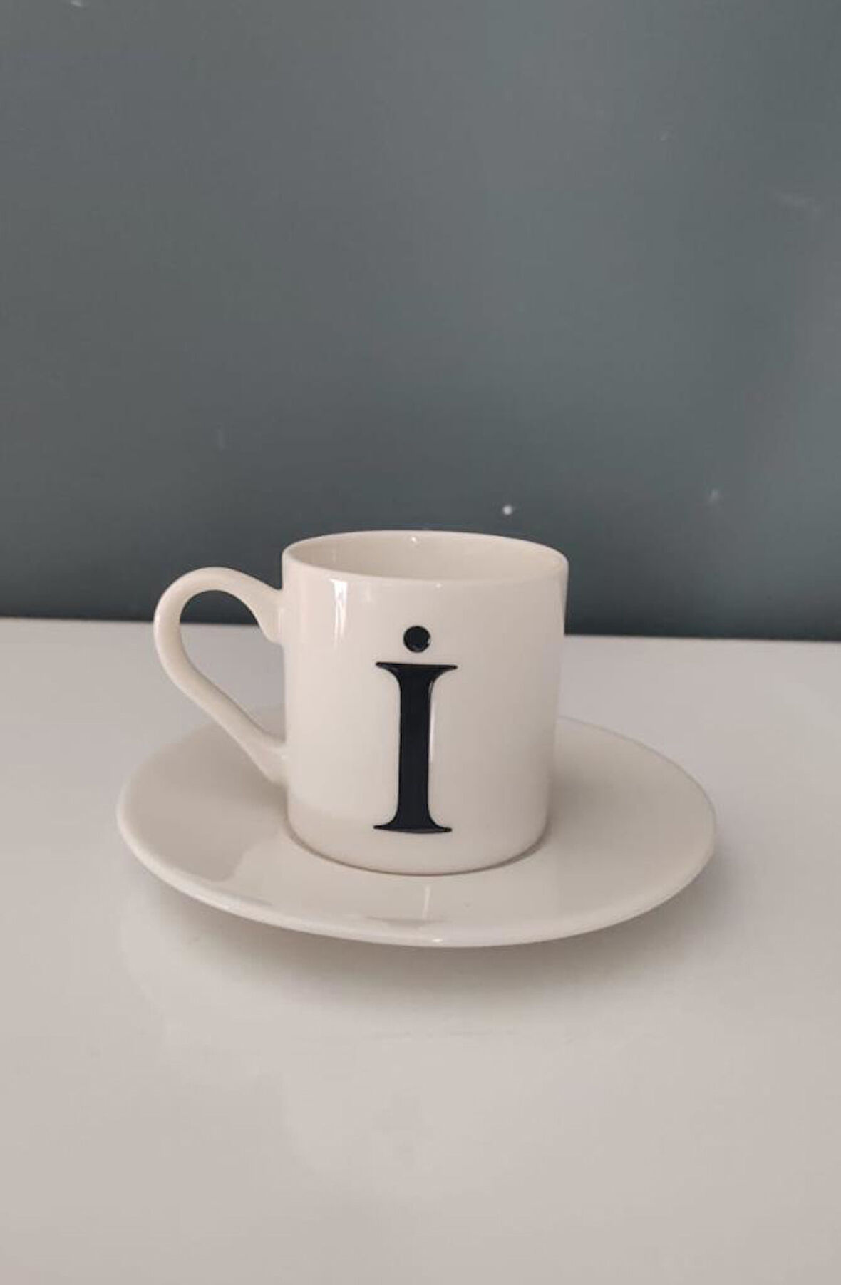 DECORIUM KUM İ HARFLİ KAHVE FİNCANI