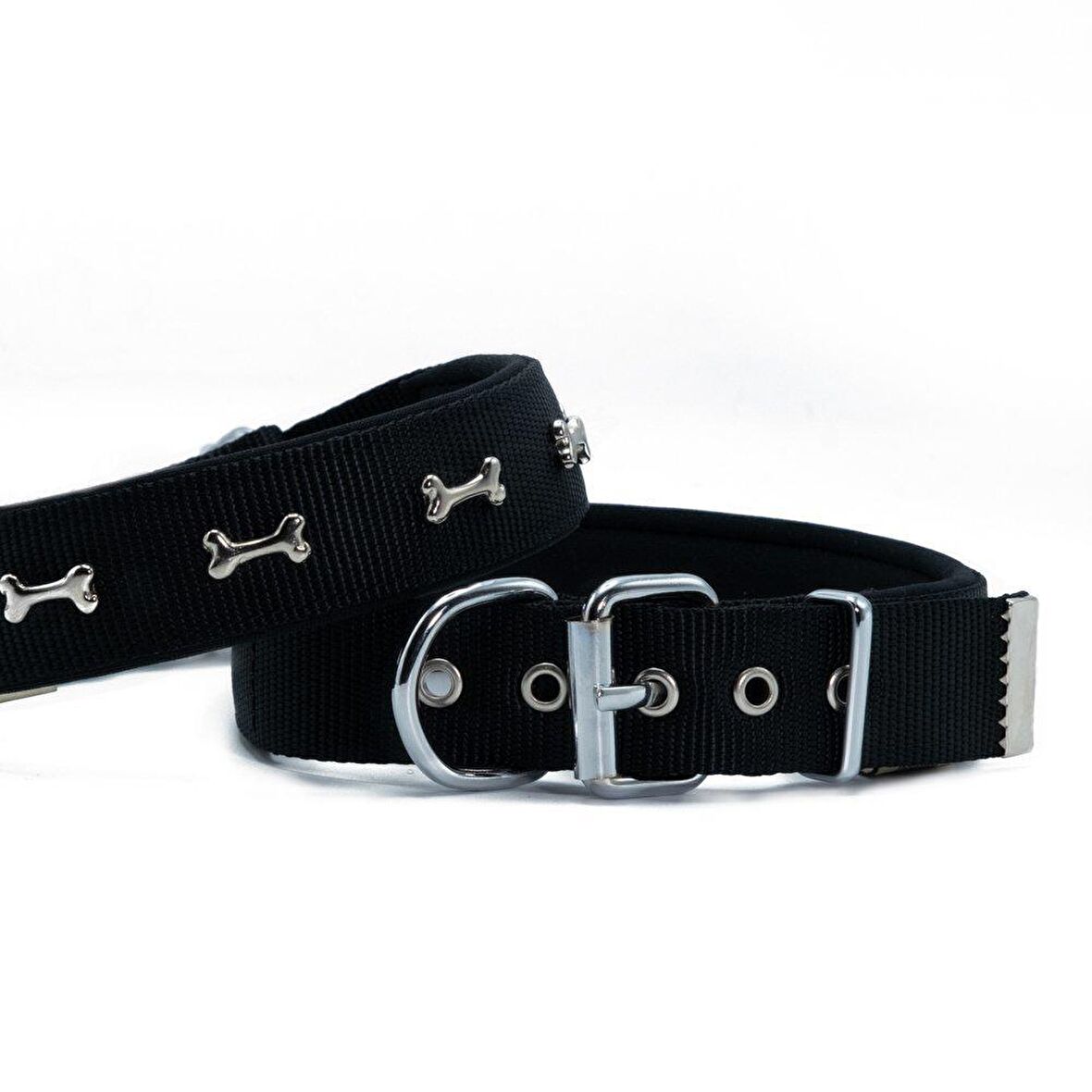 Doggie Comfort Metal Kemik İşlemeli Köpek Boyun Tasması M 3x42-50cm Siyah