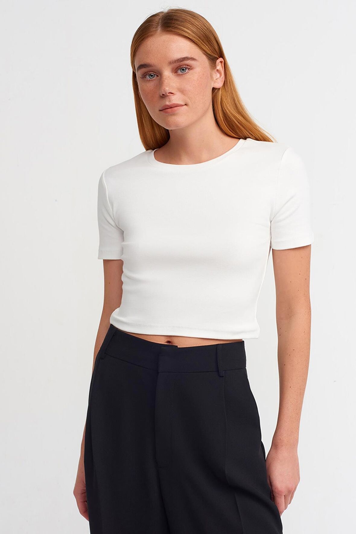 Dilvin Crop Top Ekru