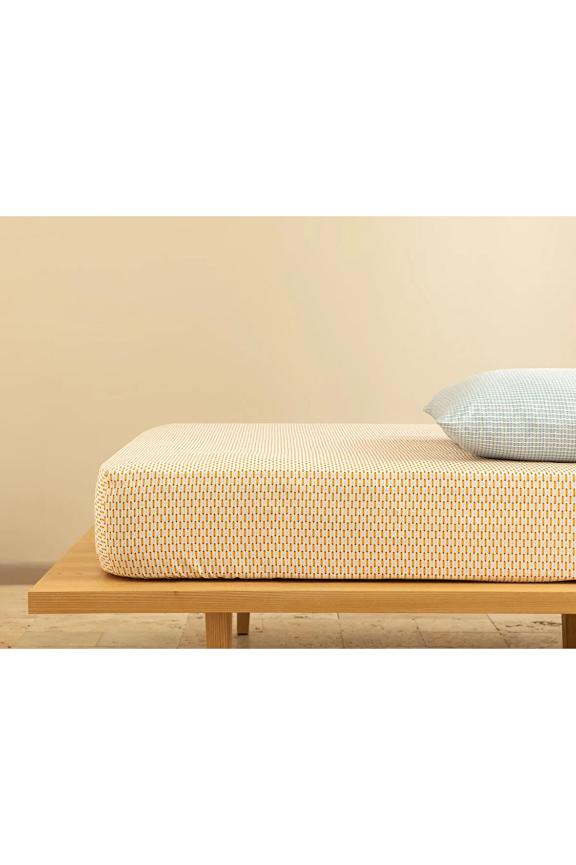 Diamond Stripe Kolay Ütülenir Tek Kişilik Lastıklı Çarşaf 100x200 Cm Sarı