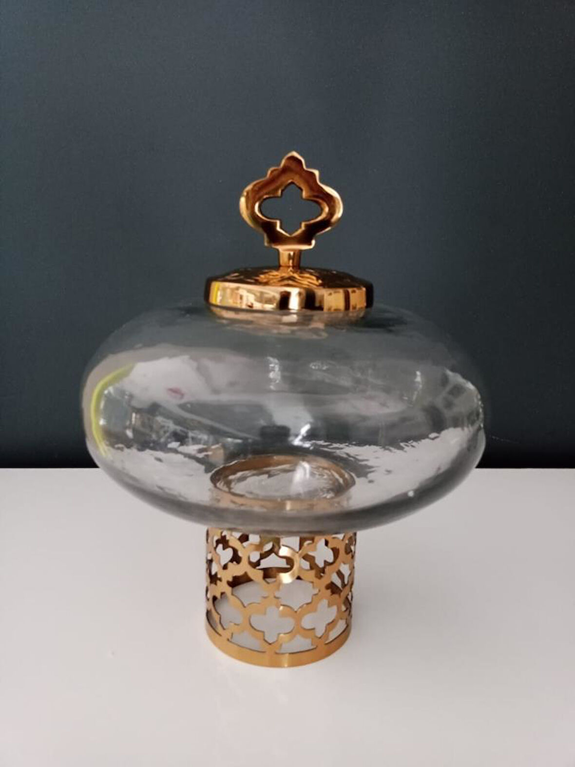 Evdema Gold Lotus Kapaklı Küp 28*23,5 cm