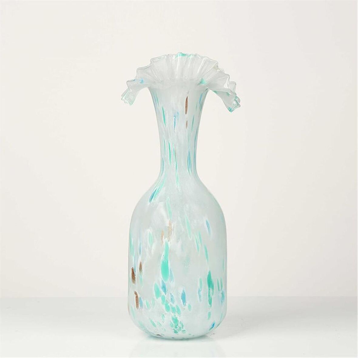 Vitale Beyaz Yeşil Cam Vazo 15*37Cm AK.P349.374112