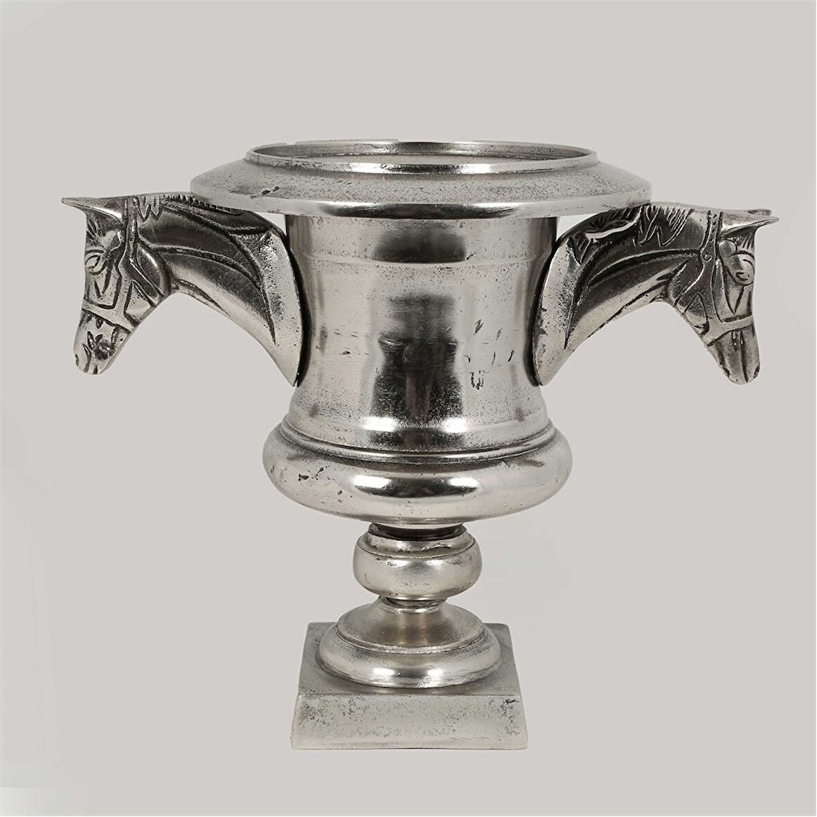 Vitale Metal Silver Atlı Vazo 24*37*31 cm