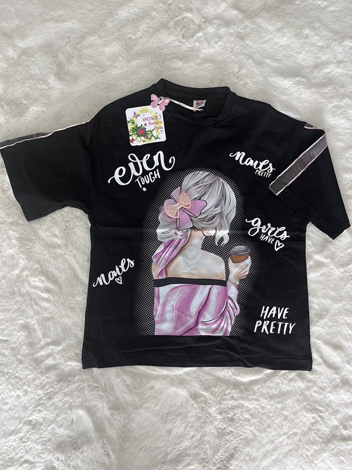 Çıkabilen Tokalı Tişört