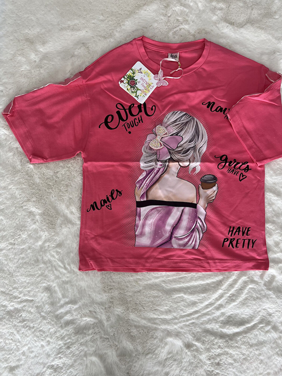 Çıkabilen Tokalı Tişört