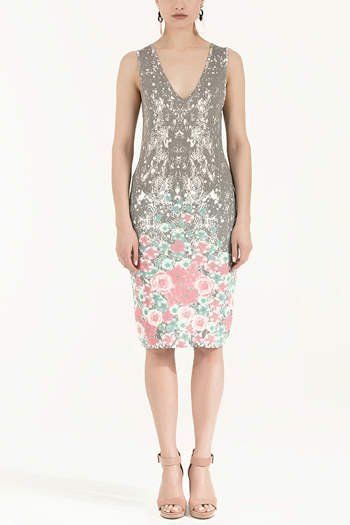 Beyaz Desenli v yaka triko elbise 28473 | 40