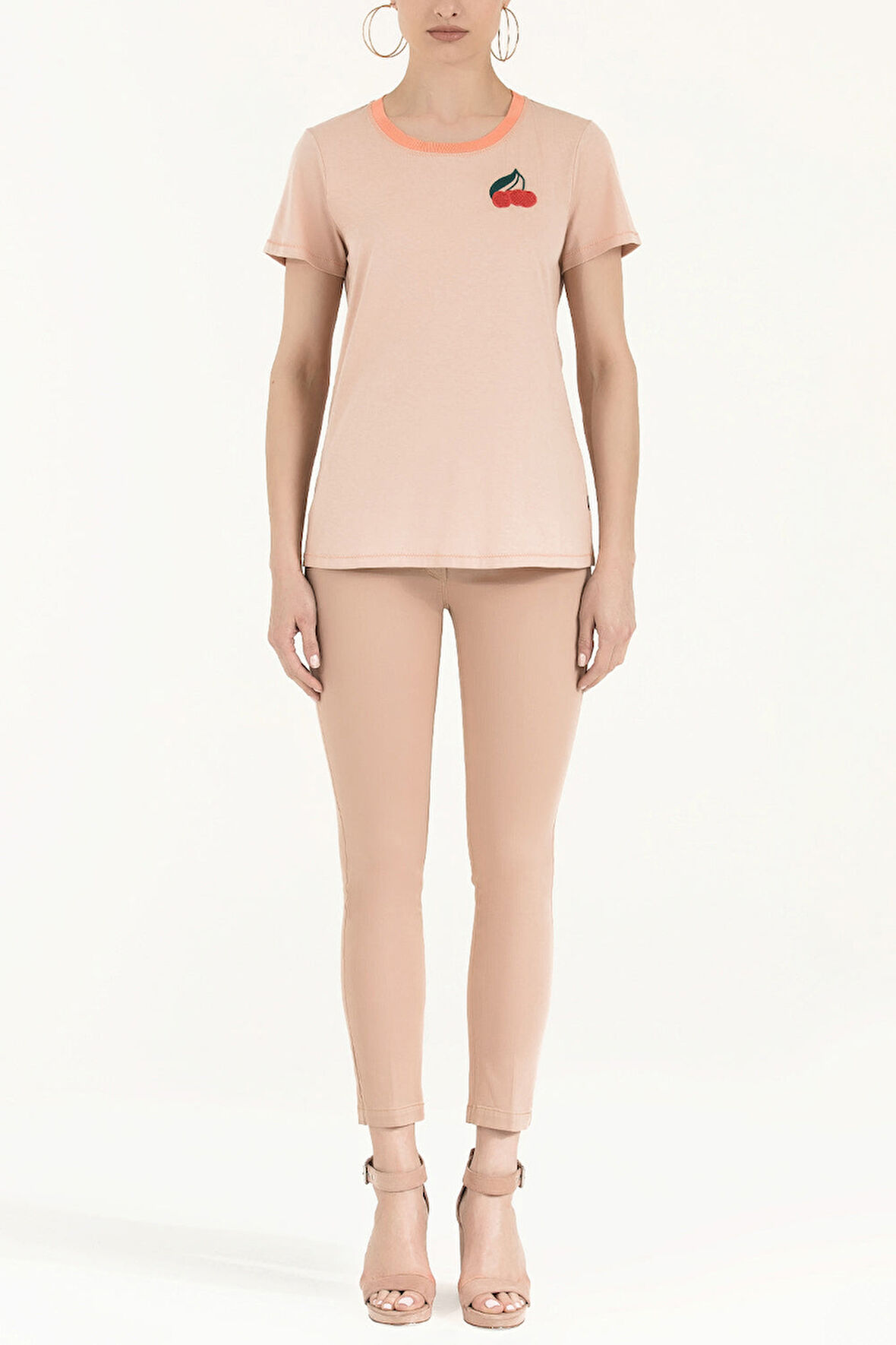 Bej Triko ve nakışlı örme bluz 19610 | 40