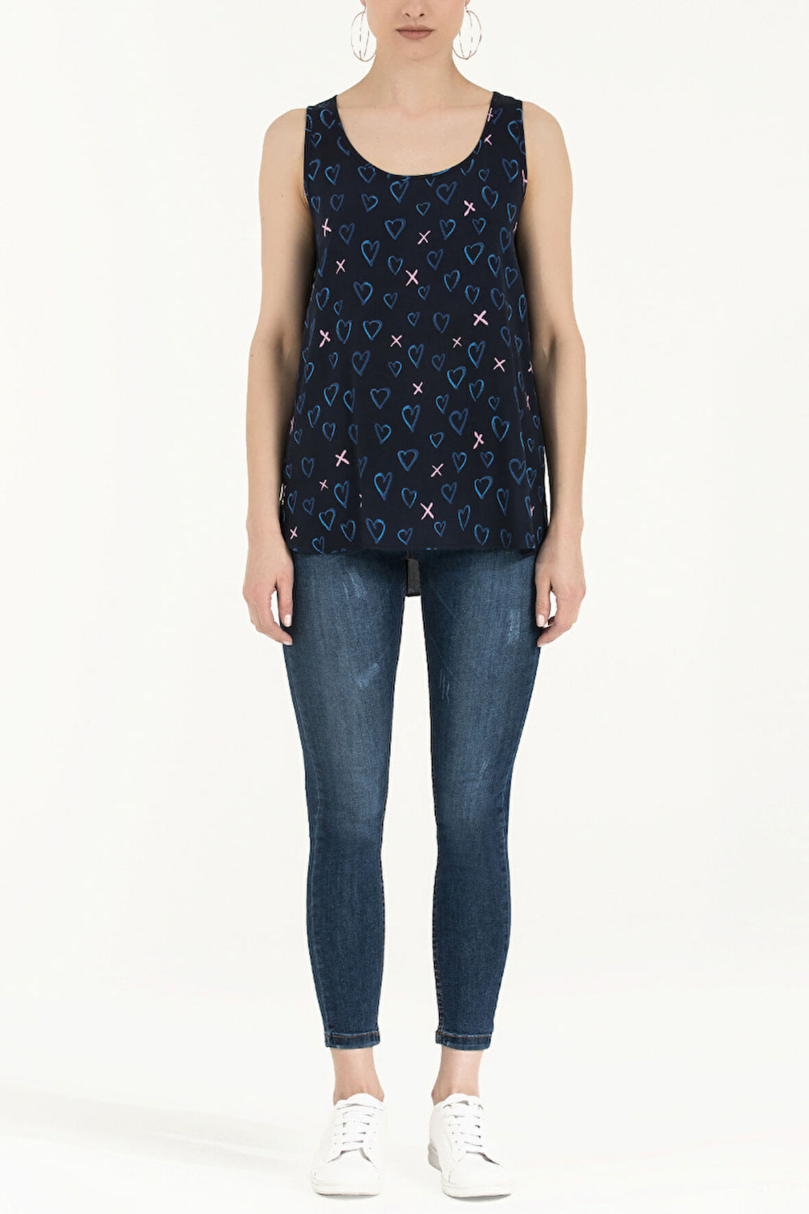 Lacivert Desenli bol kesim kolsuz bluz 19692 | 44