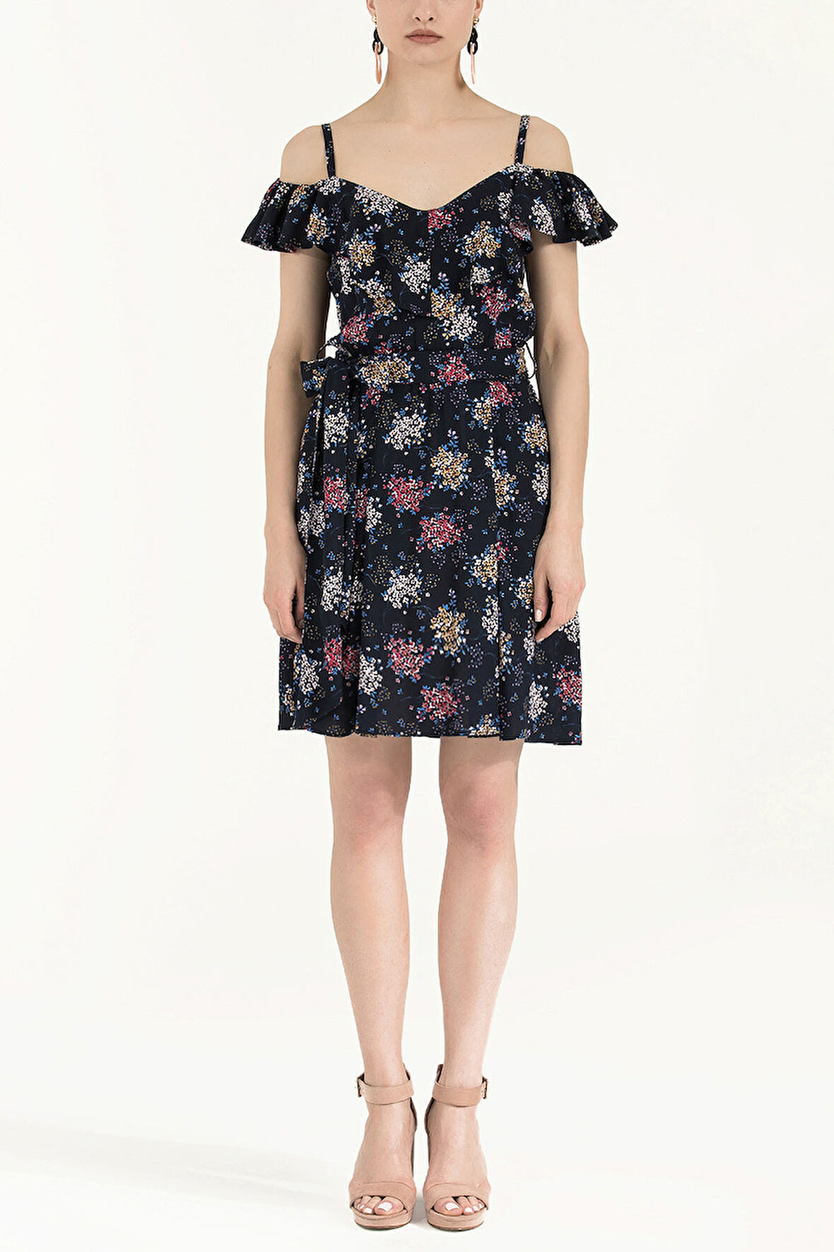 Siyah Yakası volanlı askılı mini elbise 92356 | 42