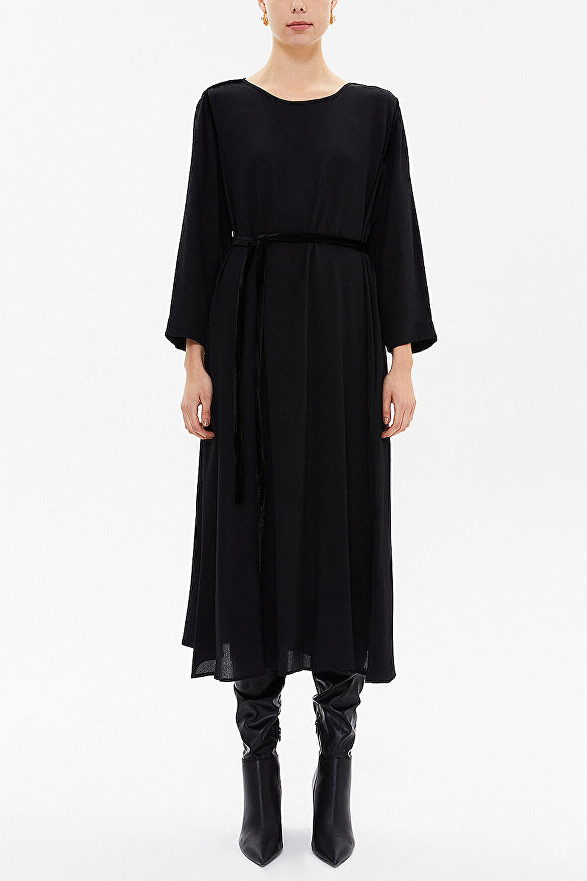 Siyah Omuzları biyeli midi elbise 93039 | S