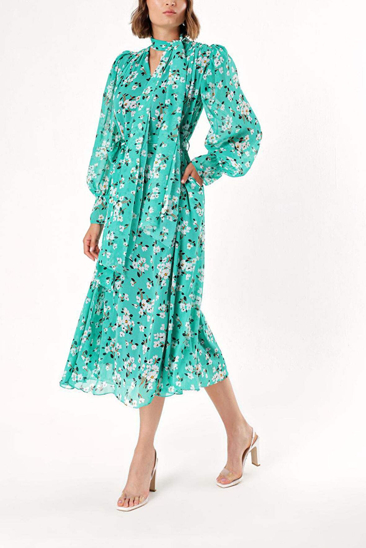 Desenli Yakası bağcıklı bol kesim vatkalı elbise 93734 | 42