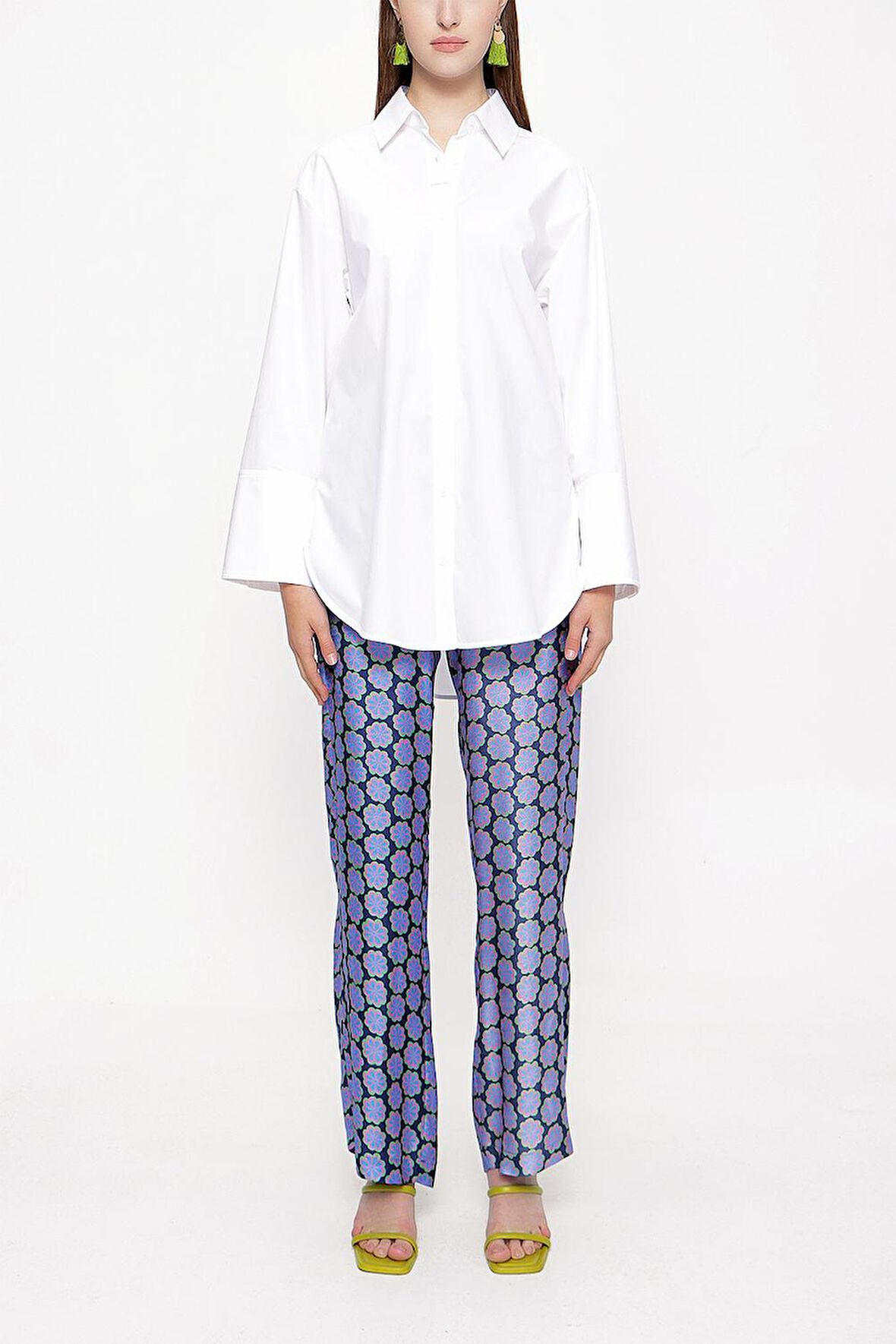 Beyaz Bol kesim gömlek 10810 | L