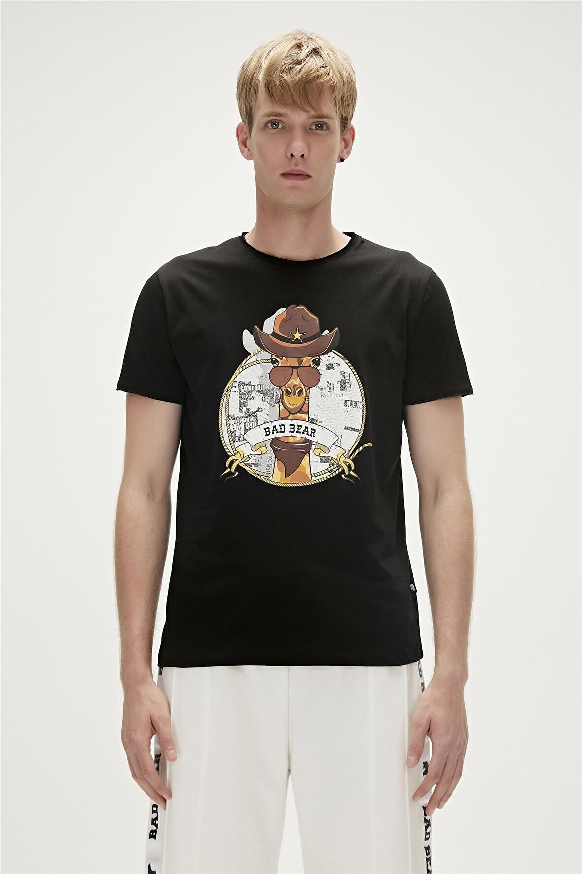 Bad Bear Baskılı Siyah Erkek T-Shirt 23.01.07.036_GIRAFFE T-SHIRT