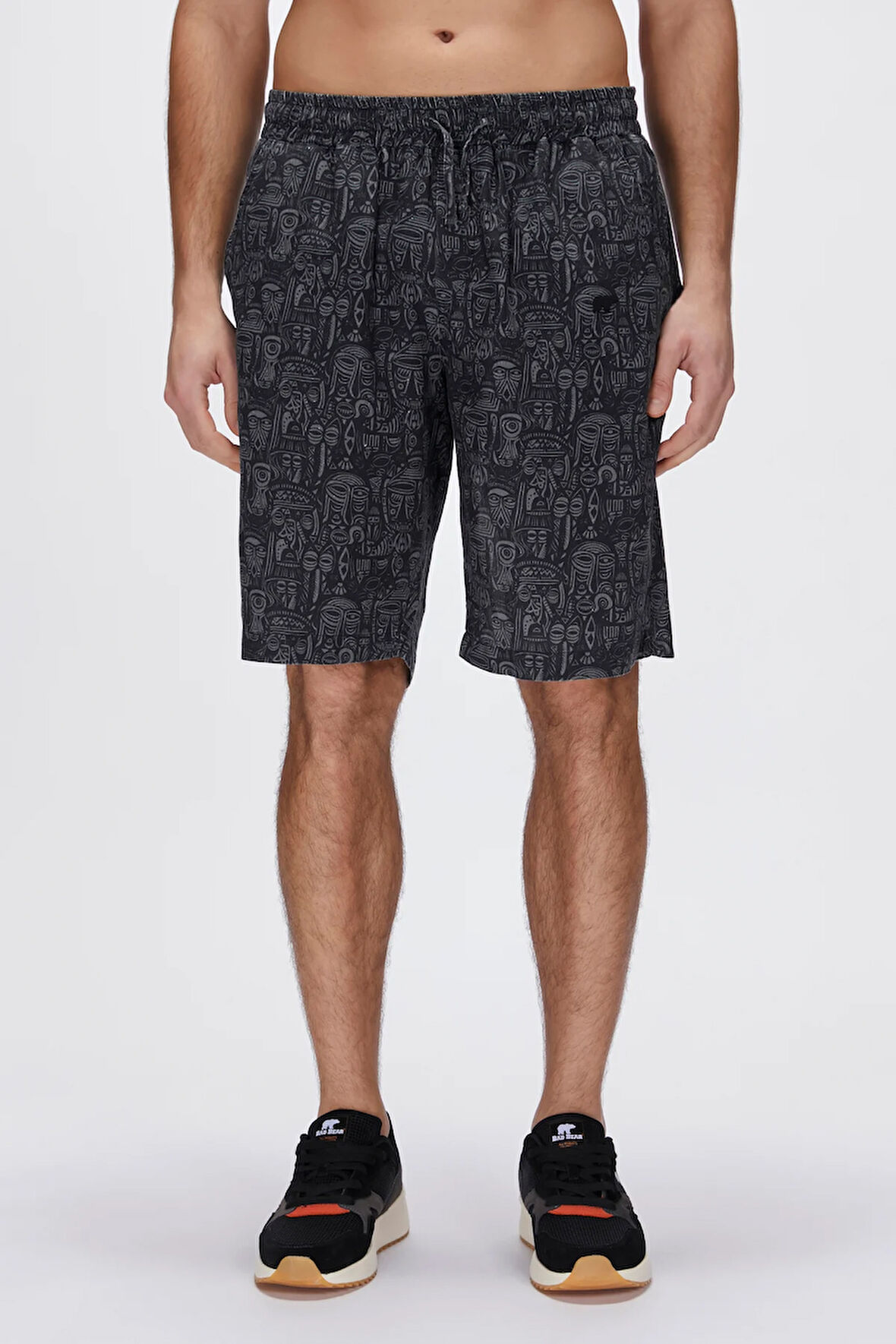 Merle Siyah Baskılı Erkek Şort