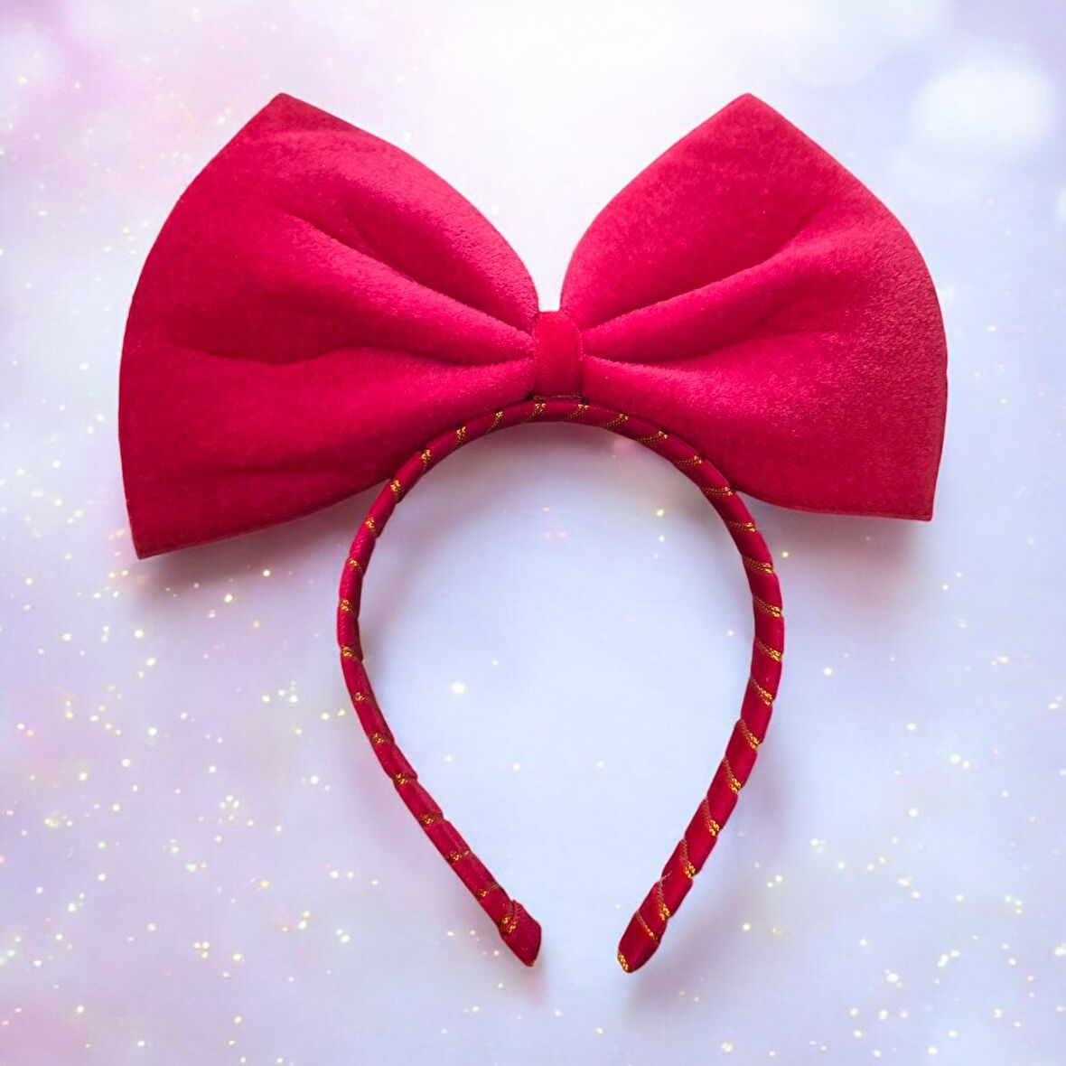 YILBAŞI KADİFE FİYONKLU TAÇ AST7522