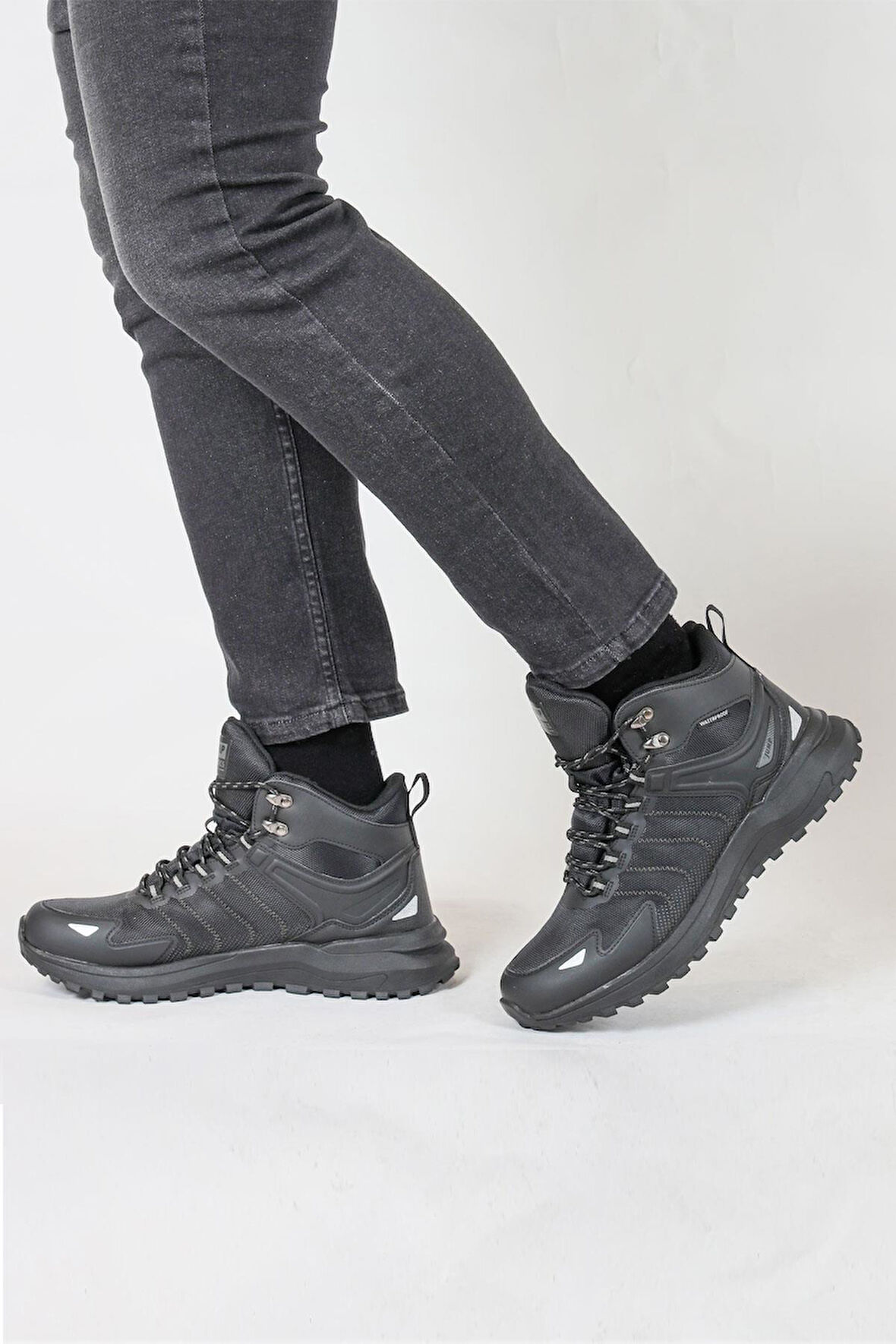 34651 Siyah Su Geçirmez Erkek Bot