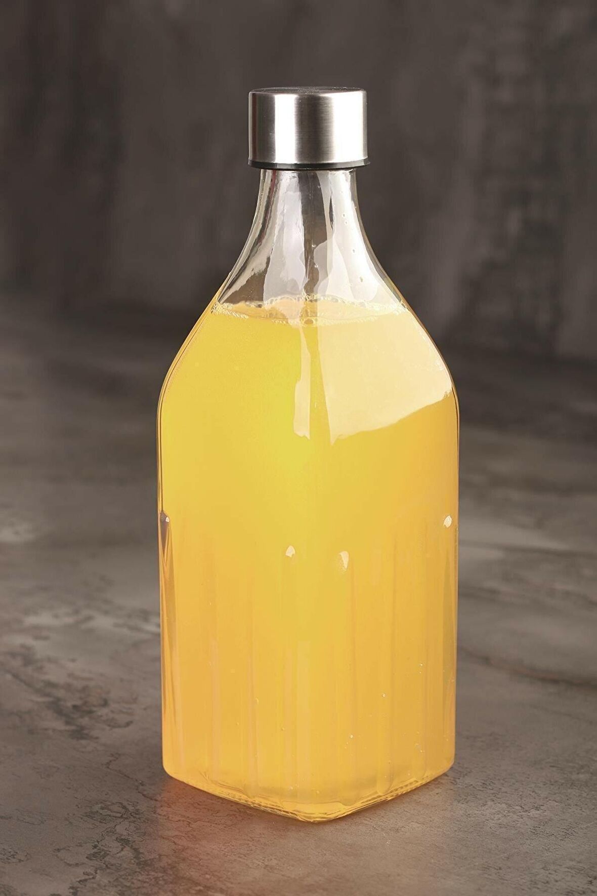 KROM KAPAKLI KARE 1 LİTRE CAM SU ŞİŞESİ