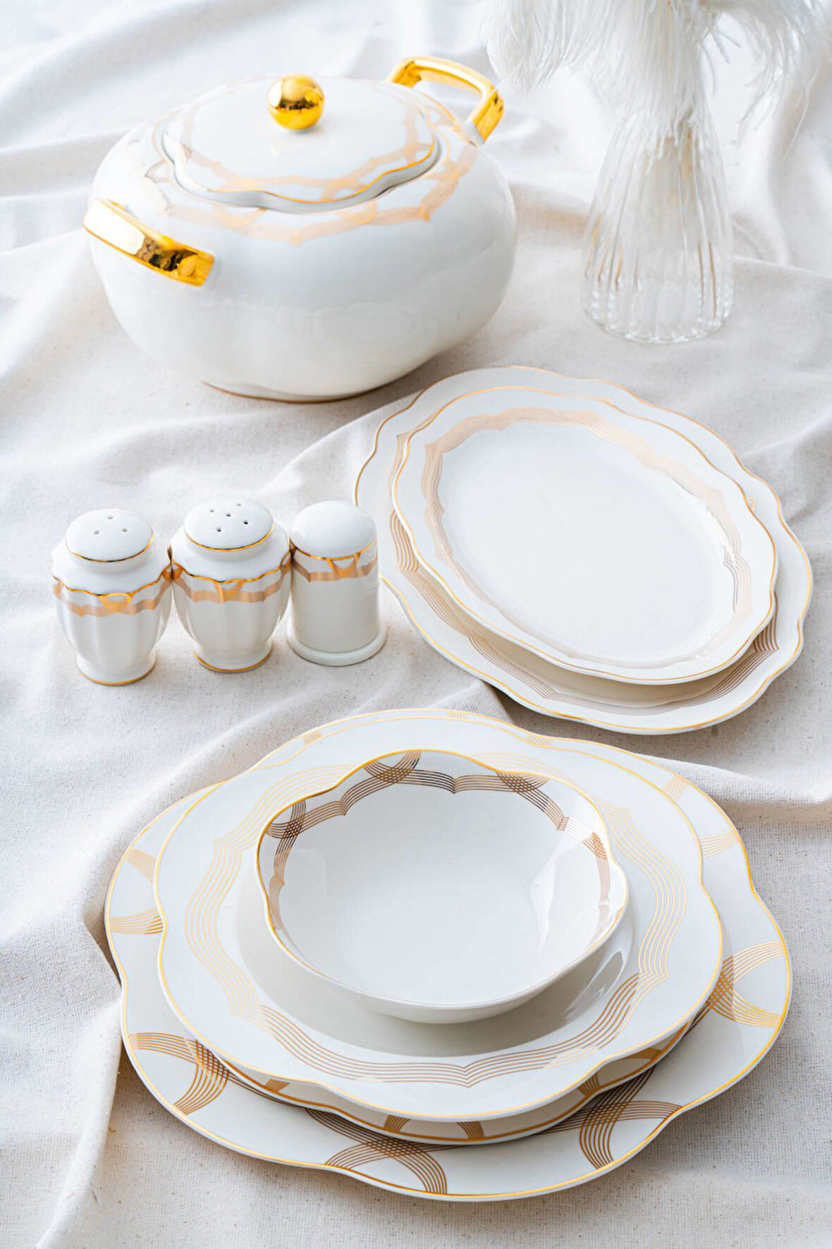 Lillian 12 Kişilik 60 Parça Porselen Yemek Takımı