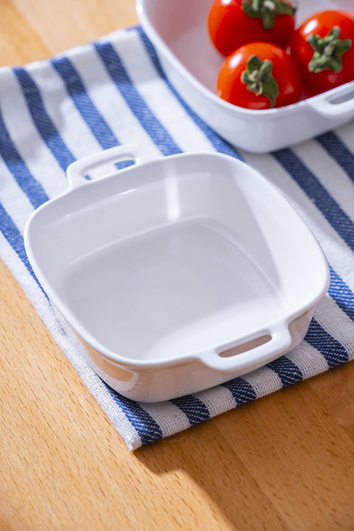 Pure Carmen Kare Sunum Kase - 12.5 cm