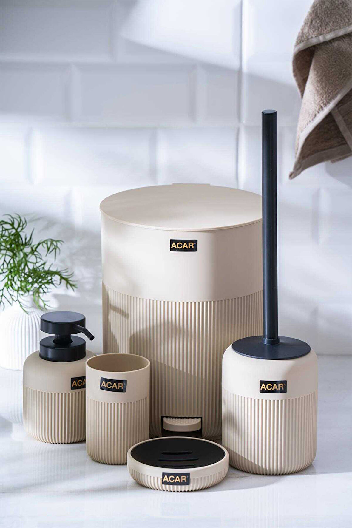 Acar Astoria Krem Akrilik 5 Parça Banyo Seti