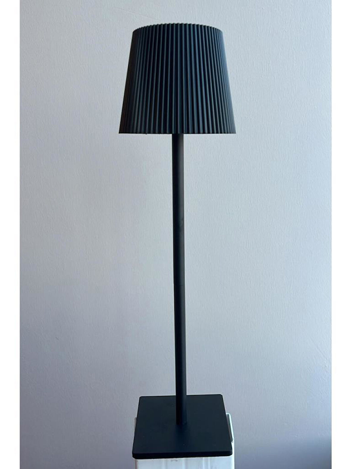 Acar Dekoratif Siyah Masa Lambası - 39 cm ACR-492