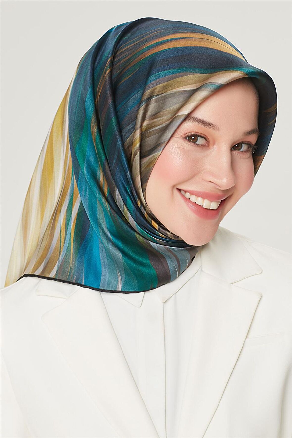 Armine Sura İpek Eşarp 21Y8508 85