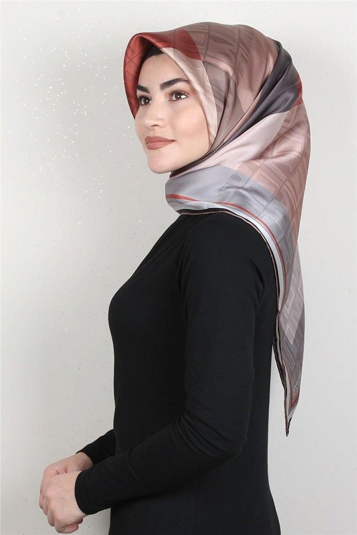Armine Nostalji Serisi Twill İpek  Eşarp 8516D-32