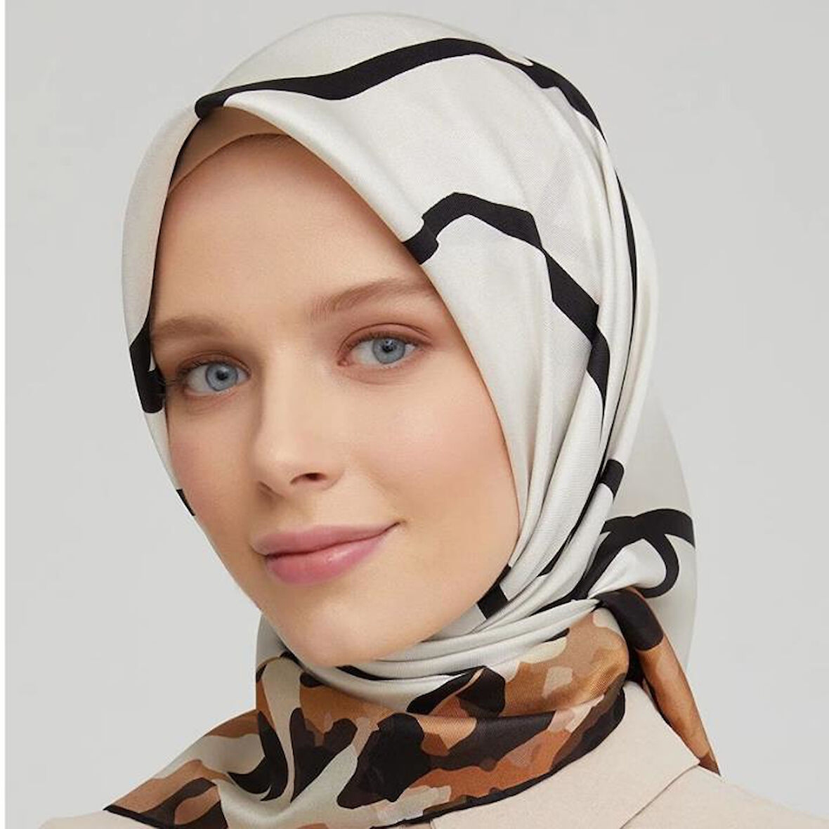 Armine E21KA8653D0431 Dj Saf İpek Eşarp 8653D (T)  (Nostalji Twill)