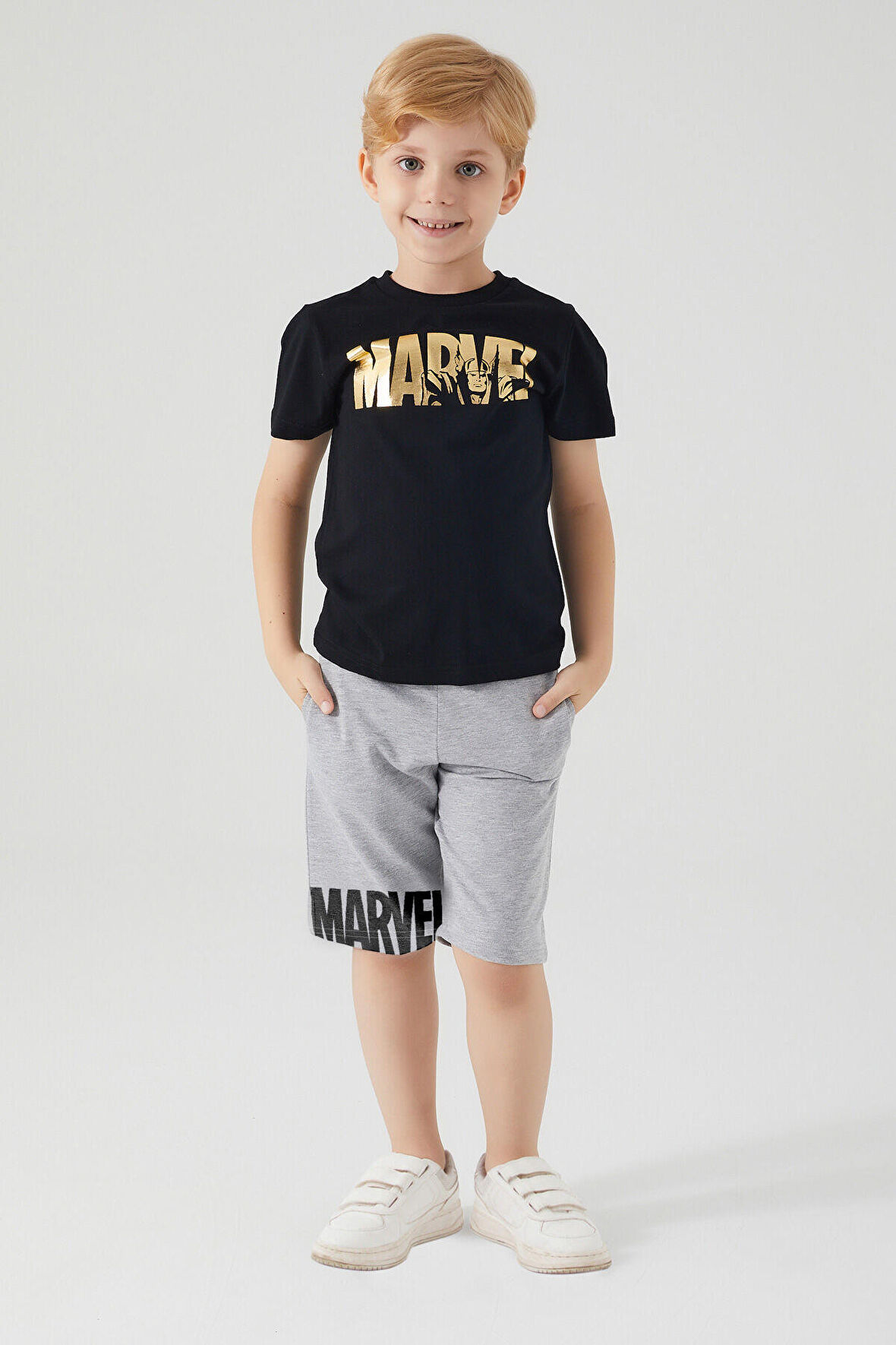 Marvel Comics Captain America Siyah Erkek Çocuk Bermuda Takım