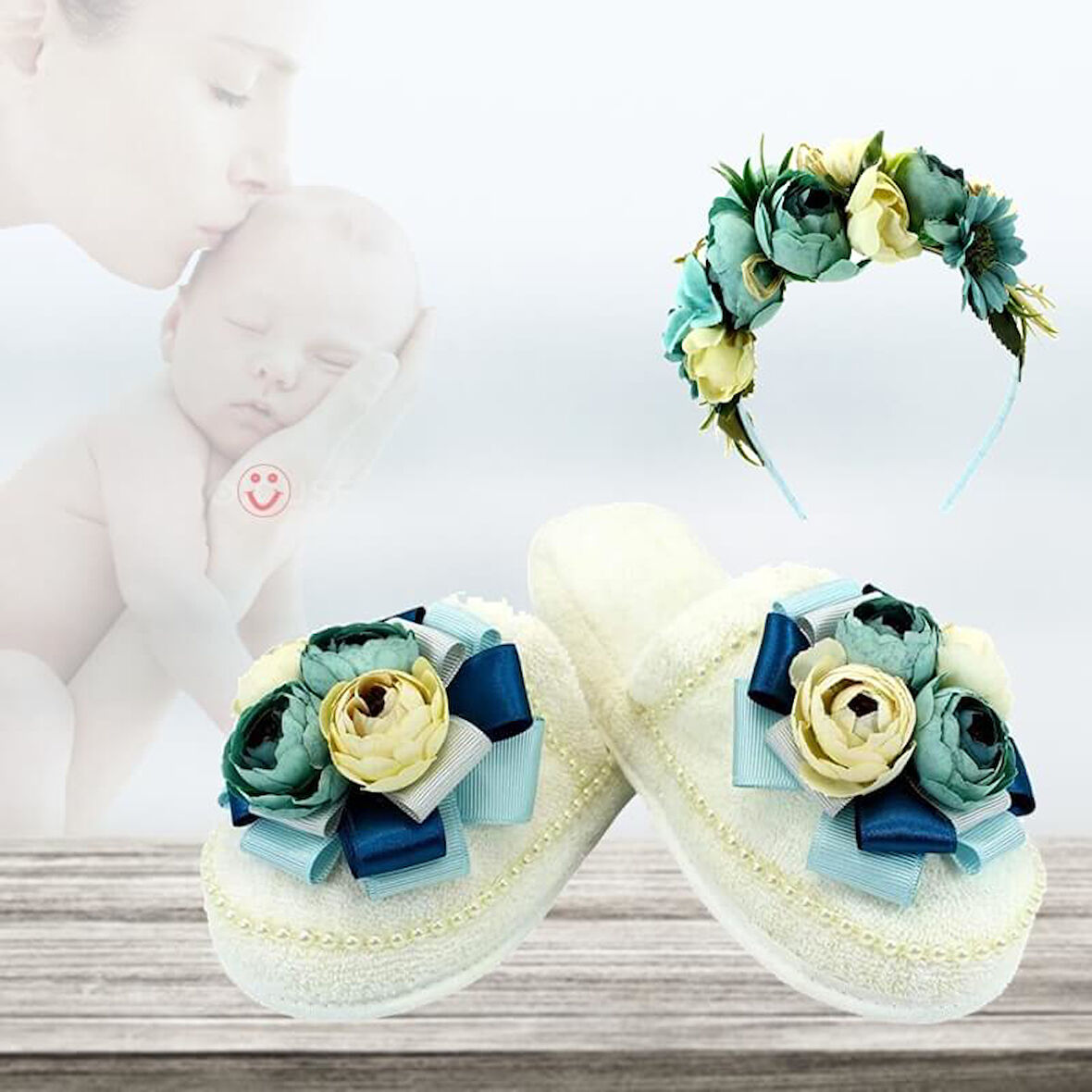 Lohusa Terlik ve Taç Seti, Çiçekli Mavi