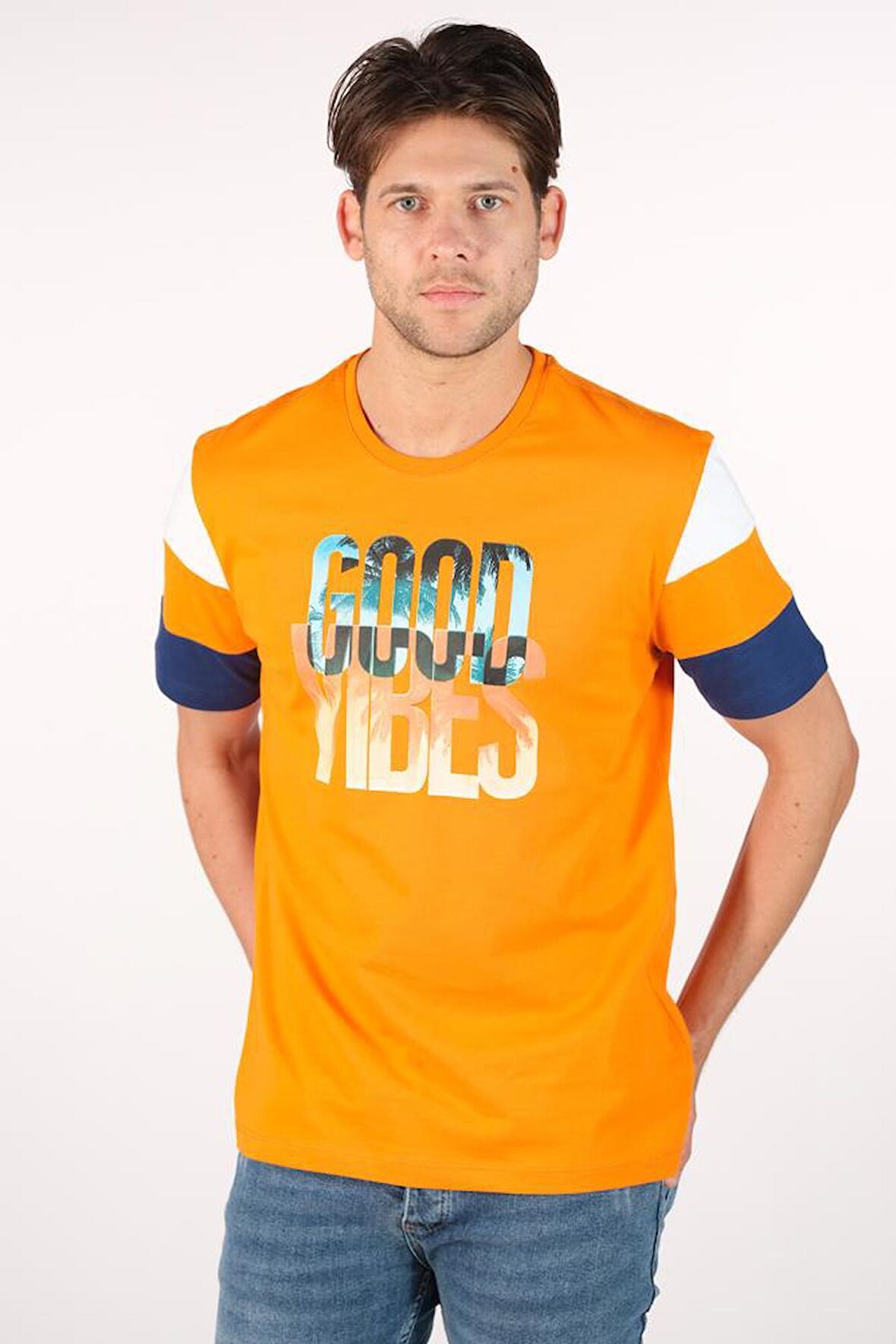 Arma Erkek Bisiklet Yaka Tişört 