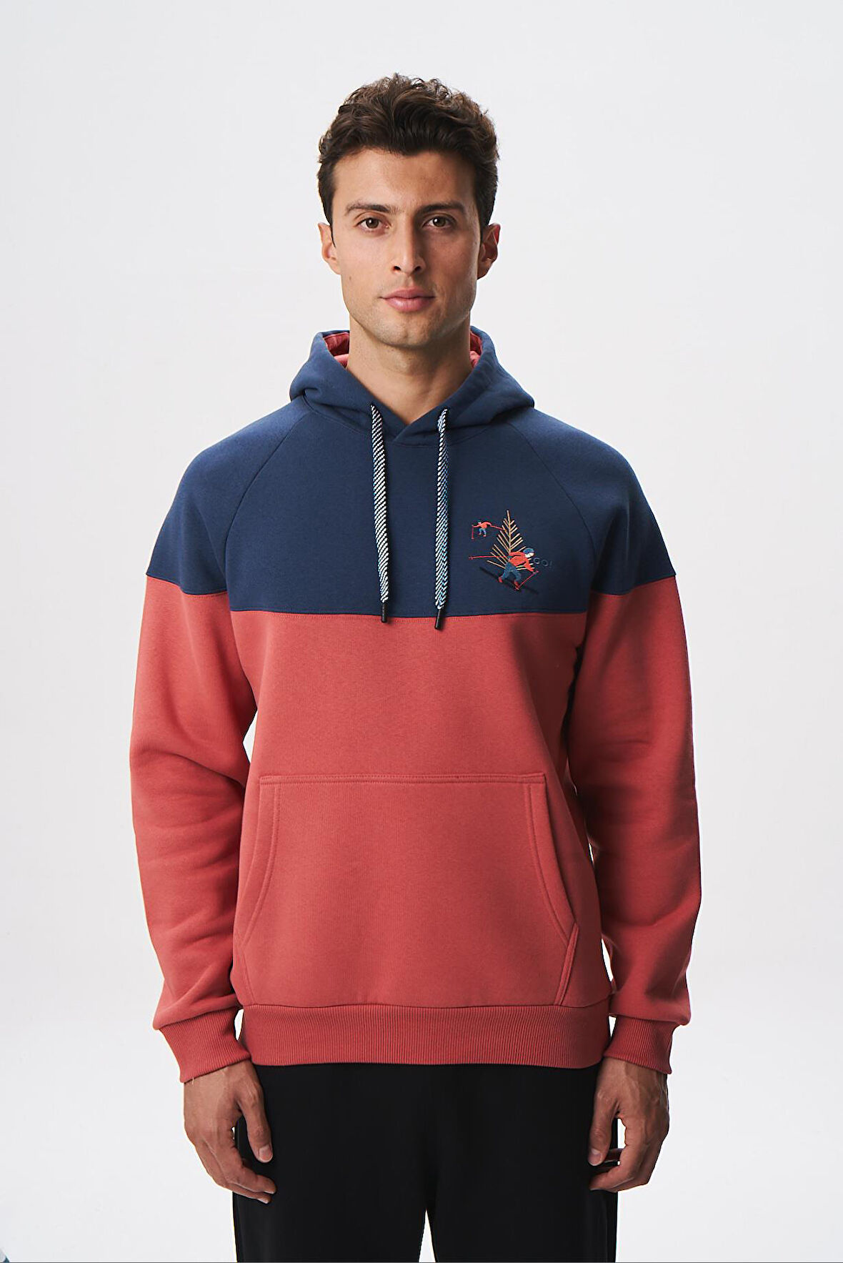 Arma Erkek Pamuklu Regular Fit 3 İplik Şardonlu Kanguru Cepli Sweatshirt 