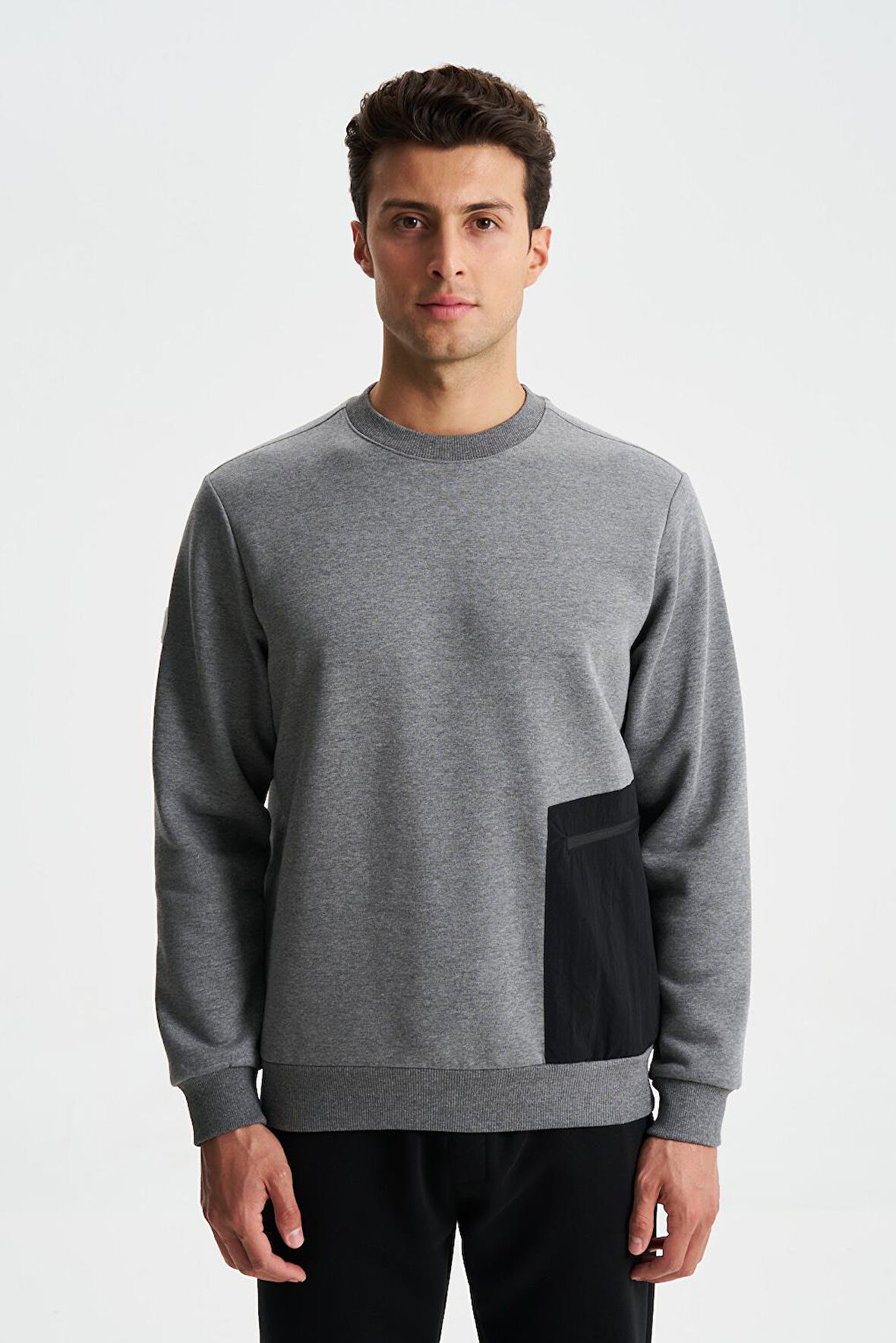 Arma Erkek Regular Fit 3 İplik Şardonlu Yandan Tek Fermuar Cepli Bisiklet Yaka Sweatshirt 