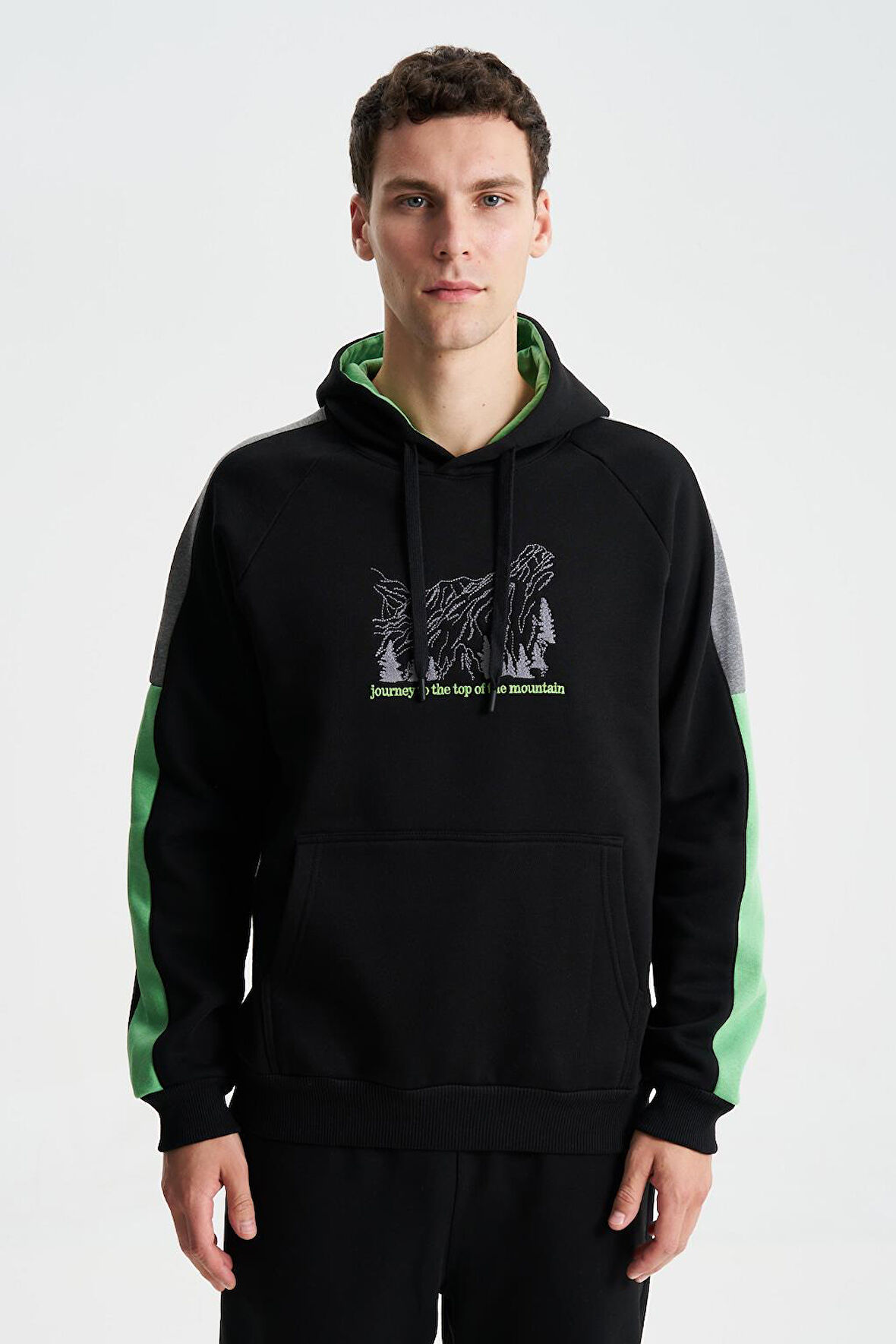 Arma Erkek Regular Fit Baskılı Reglan Kollu Kanguru Cepli Kapüşonlu Sweatshirt 