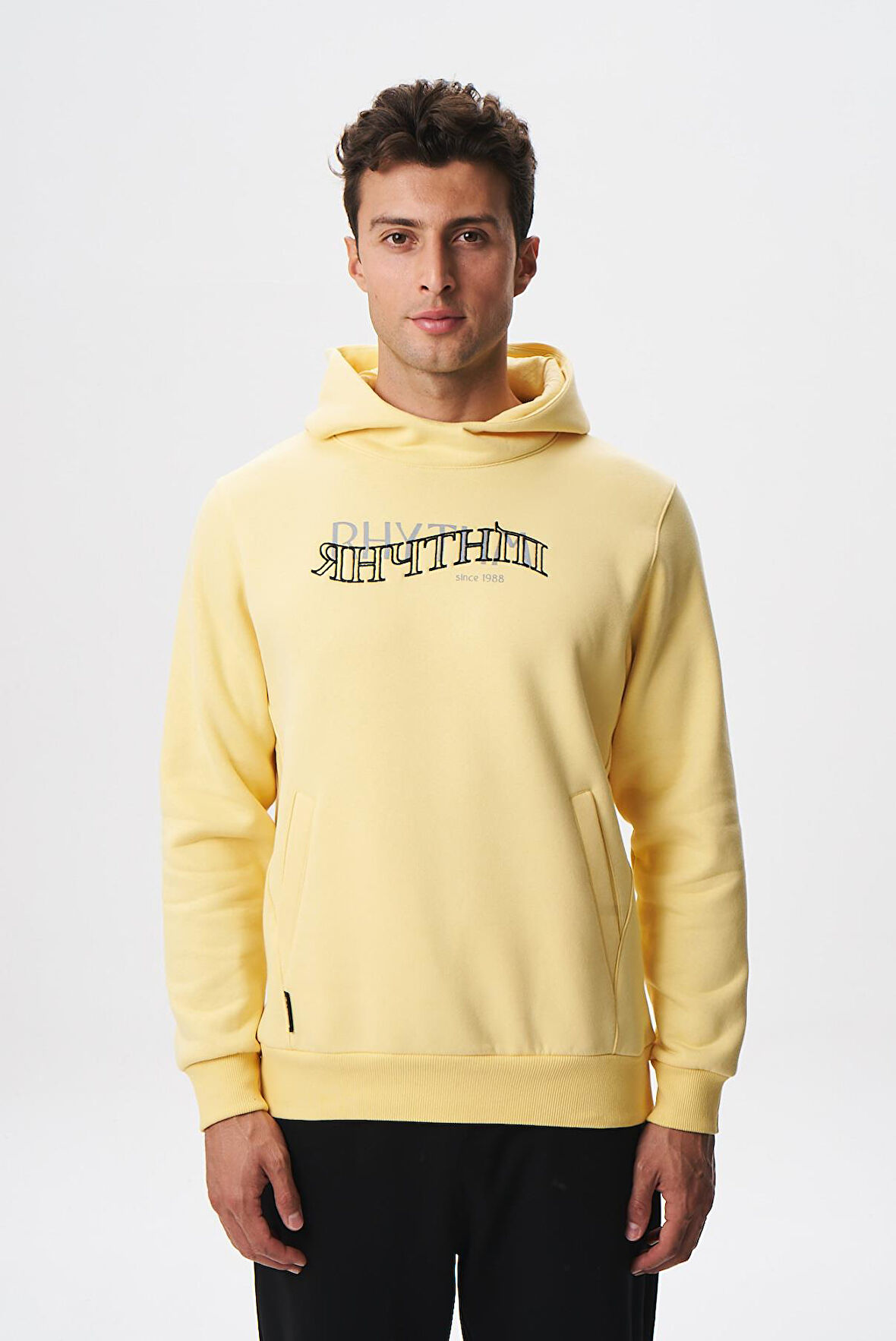 Arma Erkek Regular Fit Yazı Baskılı Dikişli Kanguru Cepli Sweatshirt K28254627001 