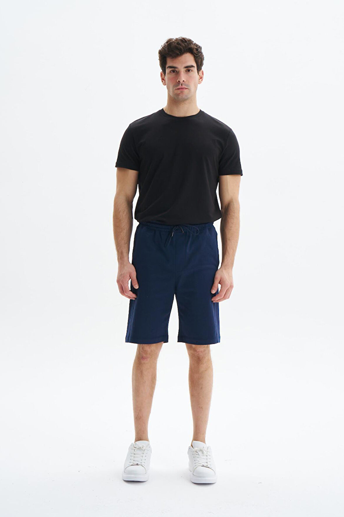 Arma Erkek Regular Fit Basic Süprem % 100 Pamuk Yandan Ve Arka Cepli Şort Y29504279302 