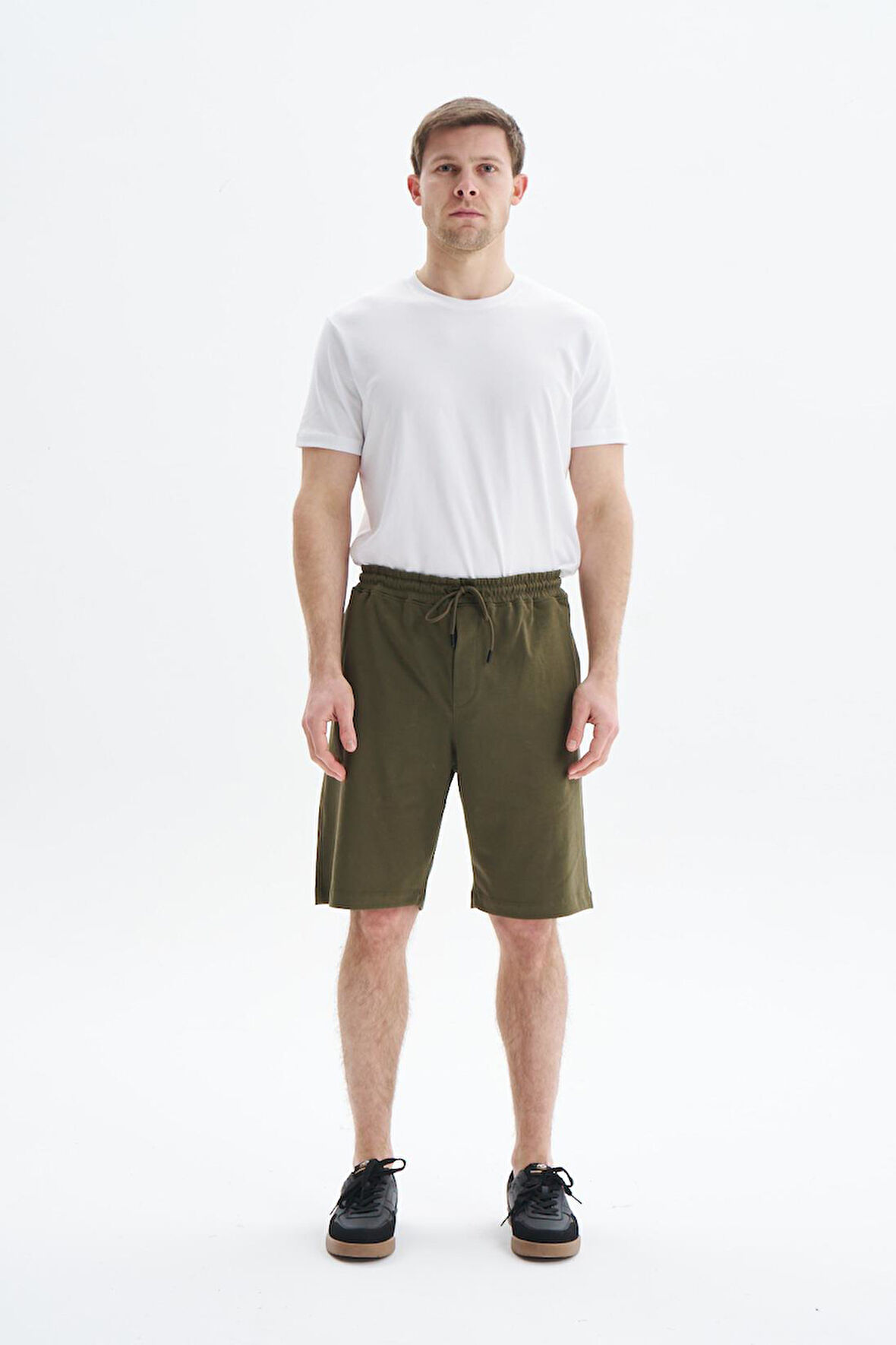 Arma Erkek Regular Fit Basic Süprem % 100 Pamuk Arka Ve Yandan Cepli Şort Y29504279102 