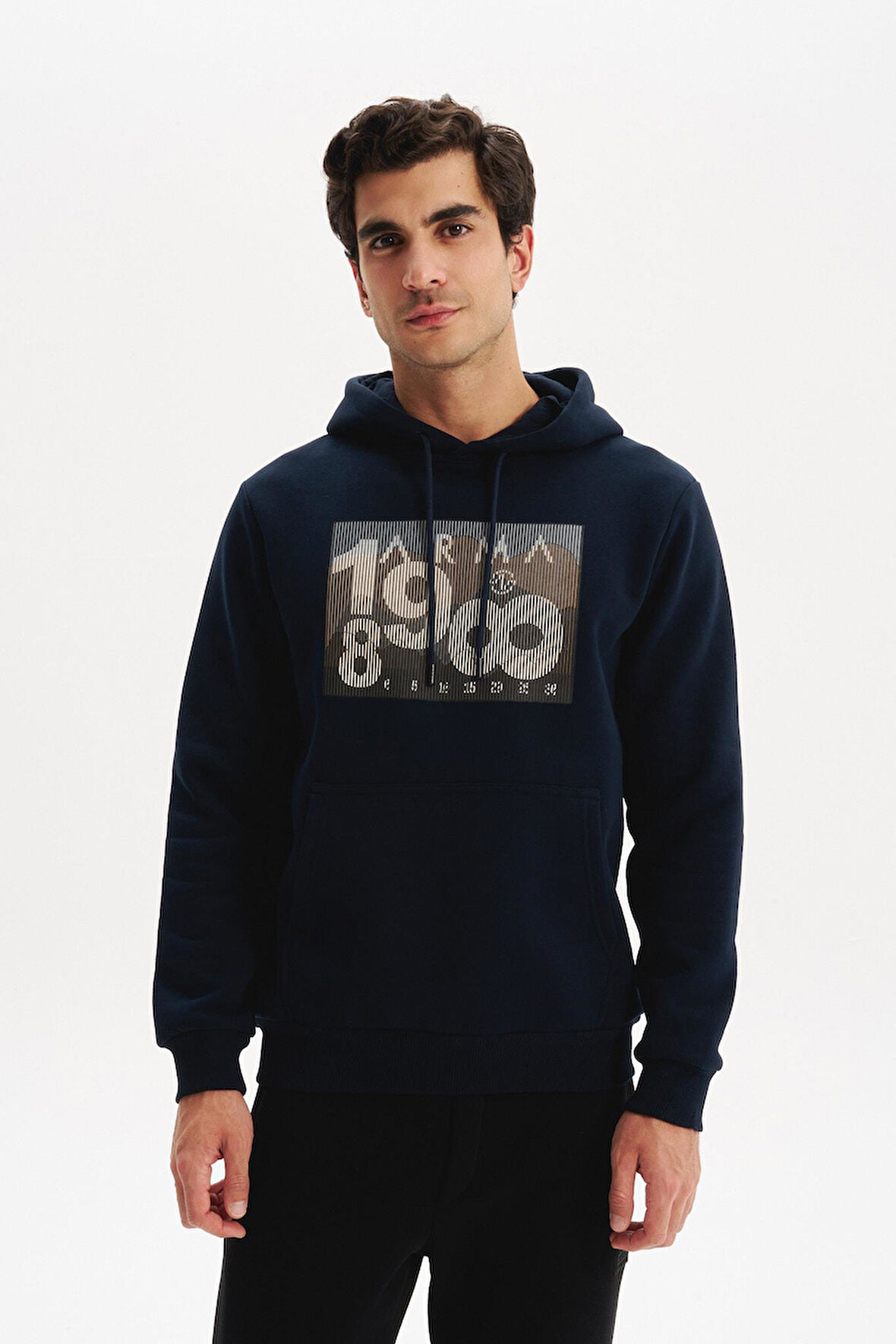 Arma Erkek Kapüşonlu Kanguru Cepli 3 İplik Baskılı Şardonlu Regular Fit Sweatshirt K30254628702 