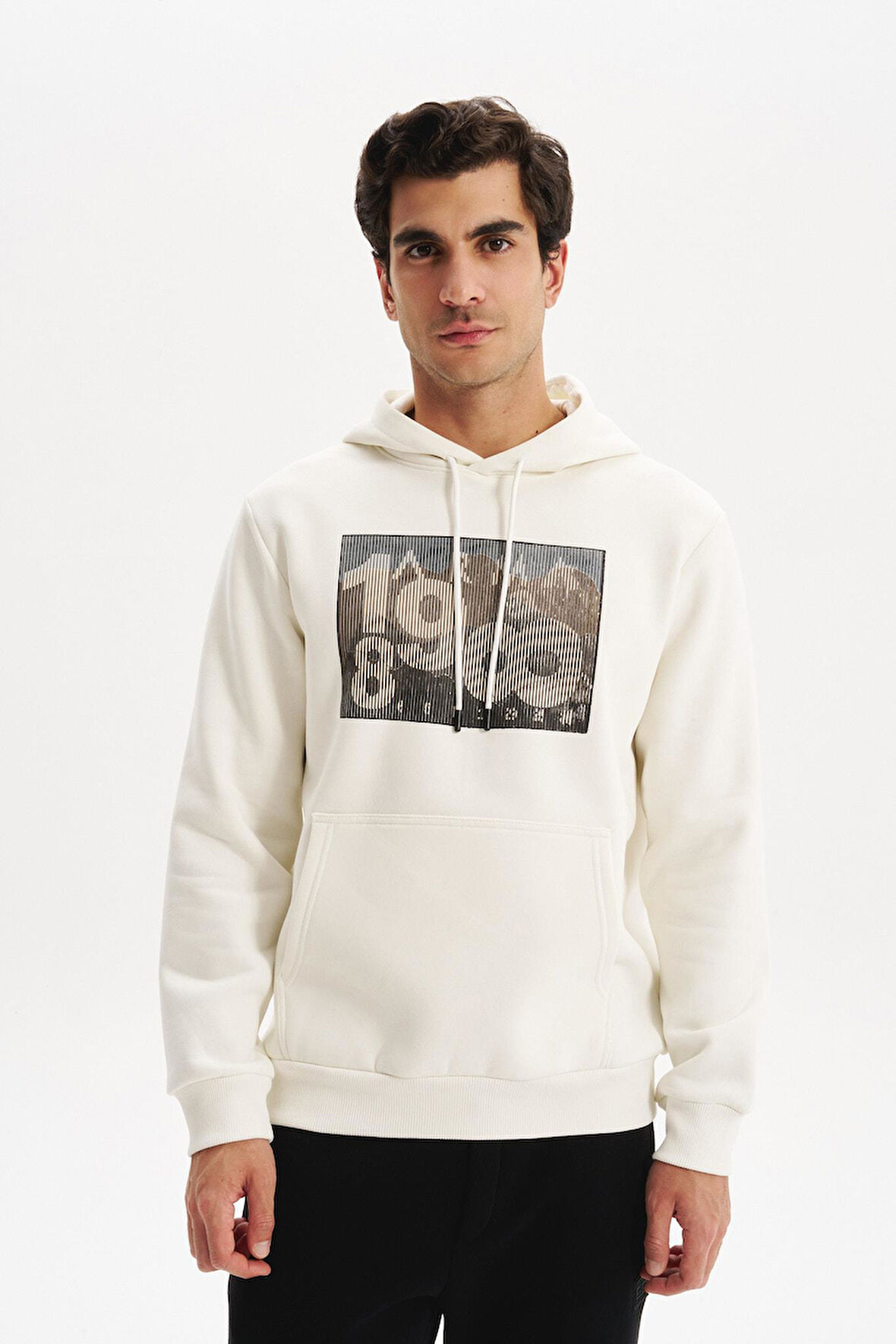 Arma Erkek Kapüşonlu Kanguru Cepli 3 İplik Baskılı Şardonlu Regular Fit Sweatshirt K30254628702 