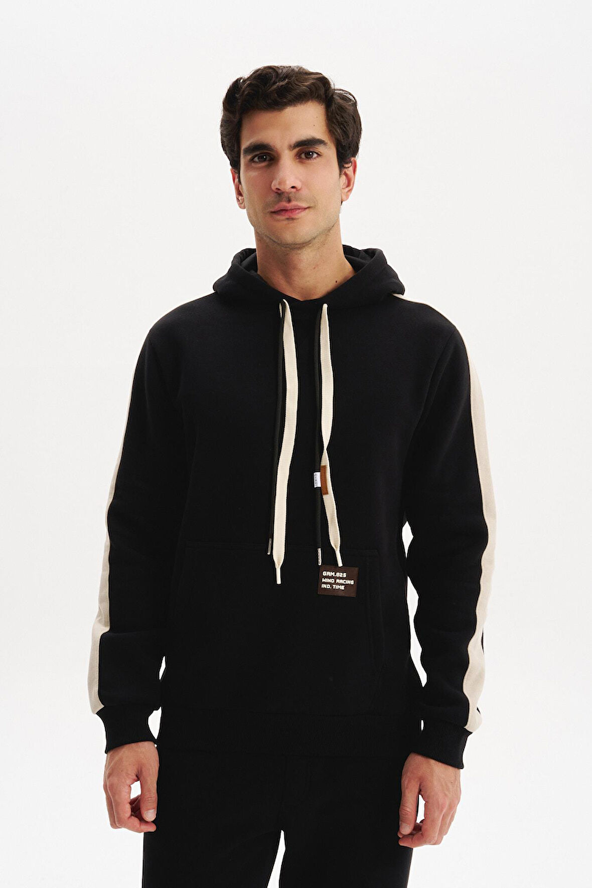 Arma Erkek Kapüşonlu Sweatshirt – Regular Fit, 3 İplik Şardonlu, Kanguru Cepli, Basic Örme K30254629002 