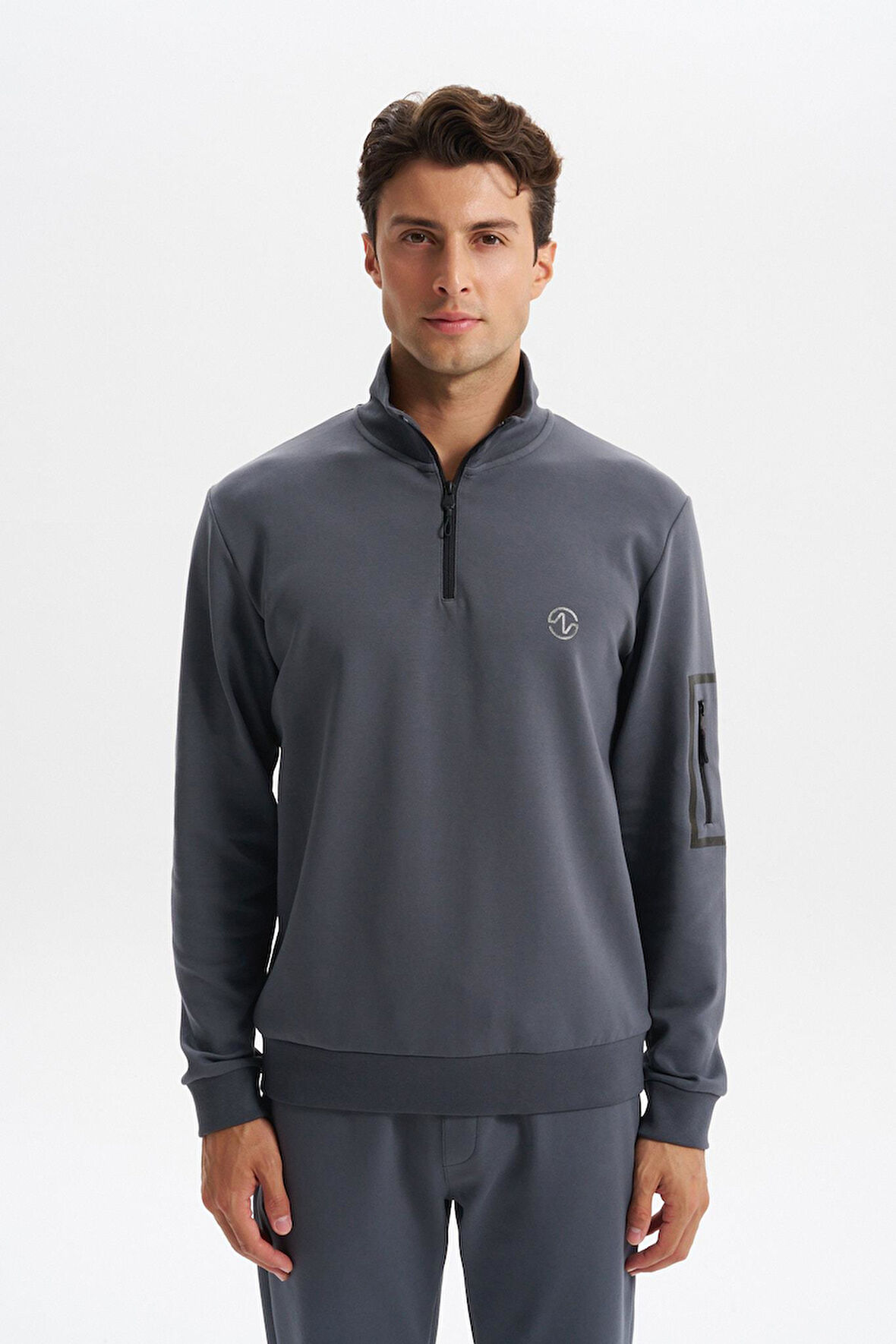 Arma Erkek Slim Fit Dik Yaka Yarım Fermuar Pamuklu Sweatshirt Sol Kol Fermuar Cepli K30404685702 